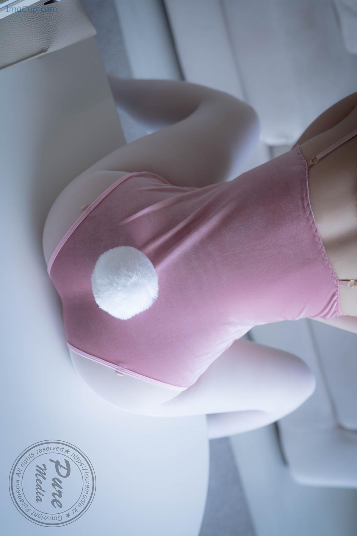 1726721456_339_Yeha-예하-PURE-MEDIA-Vol287-Gift-her-a-bunny-doll.jpg 1726721456 339 Yeha 예하 PURE MEDIA Vol287 Gift her a bunny doll