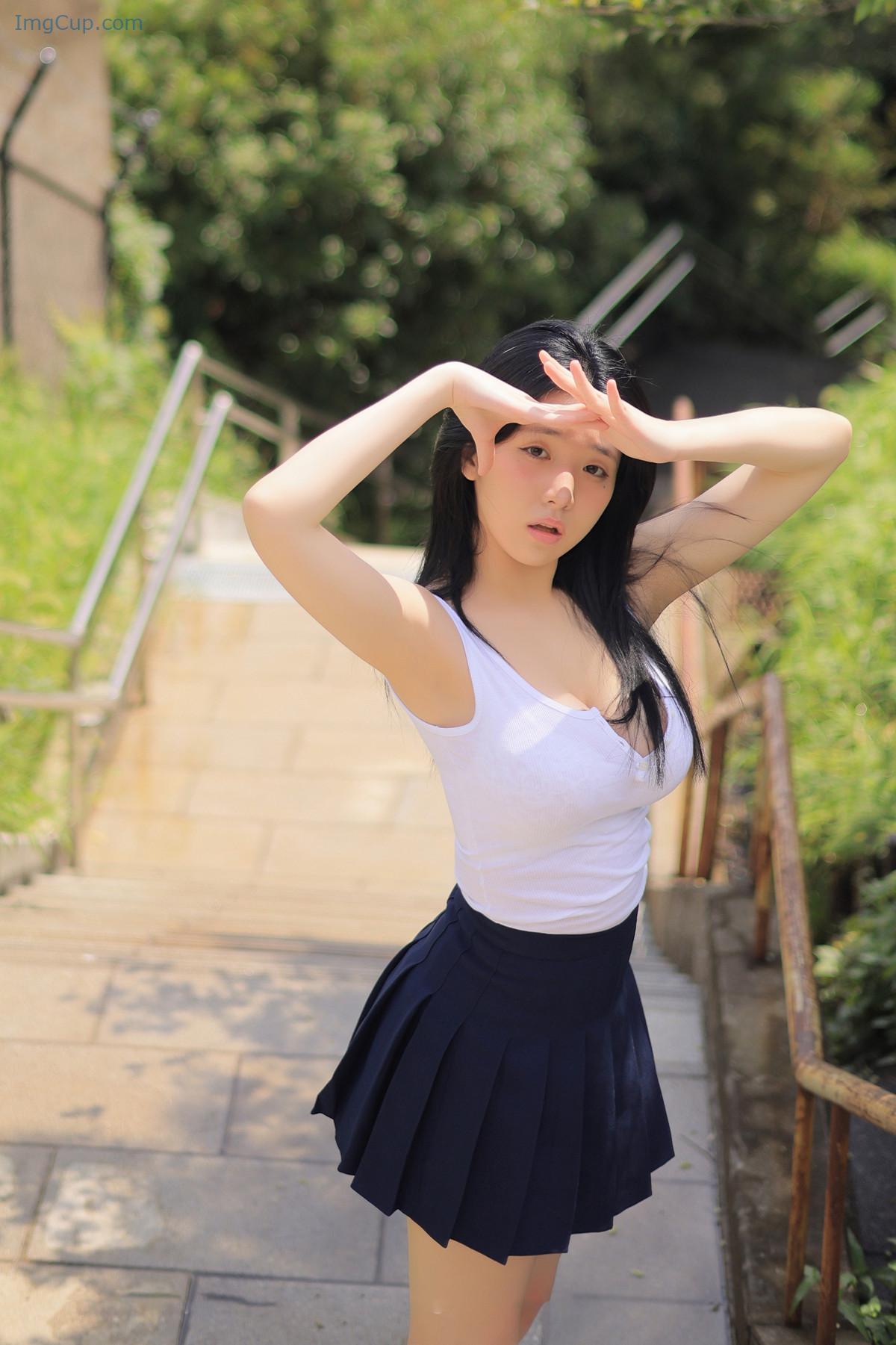 1726844986_39_Yeon-Woo-연우-Photobook-‘Panty-ra-Set04.jpg 1726844986 39 Yeon Woo 연우 Photobook ‘Panty ra Set04