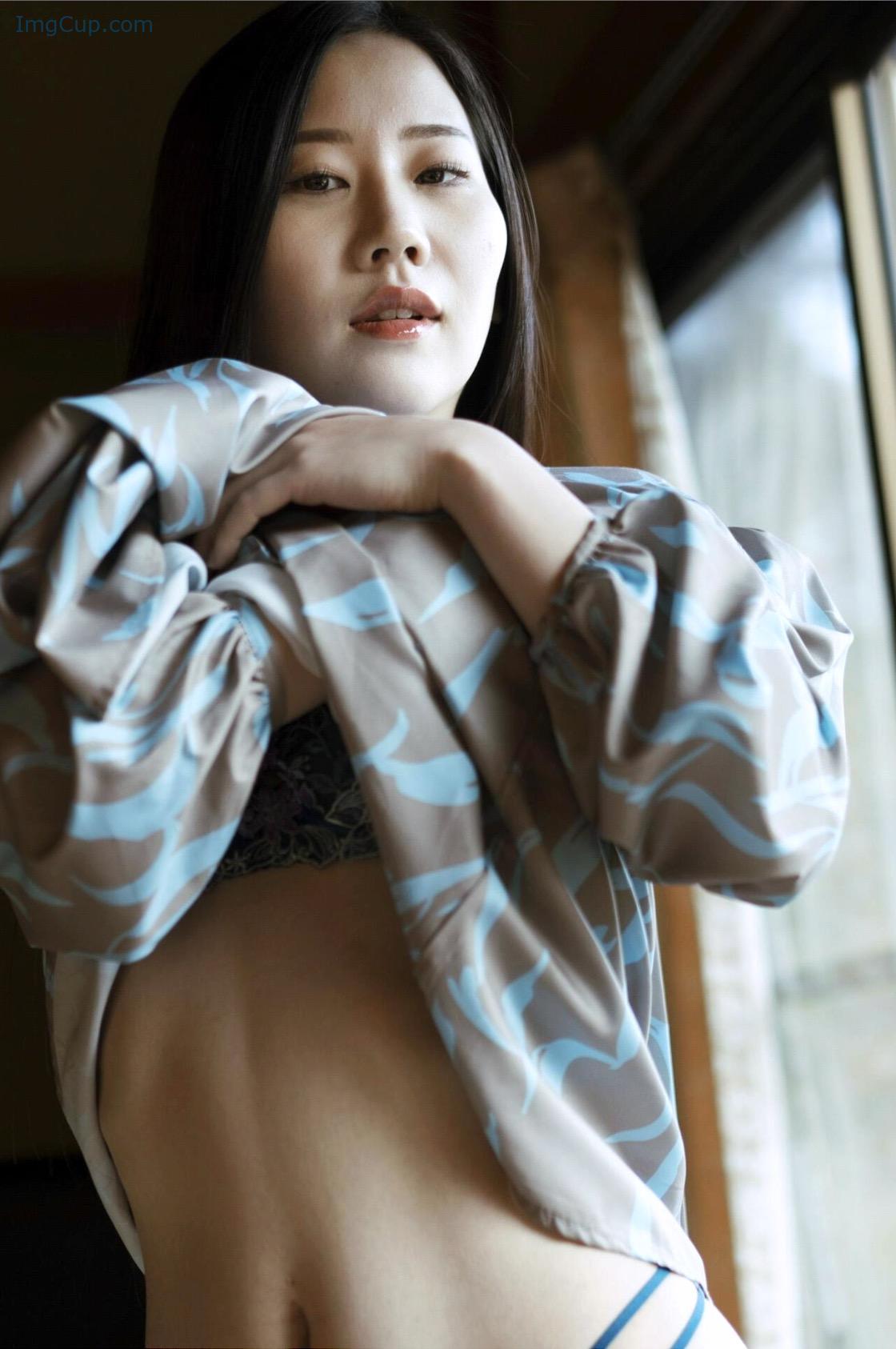 1726877210_928_謎の美女17-ファースト写真集-『ひとひらの舞』-Set01.jpg 1726877210 928 謎の美女17 ファースト写真集 『ひとひらの舞』 Set01