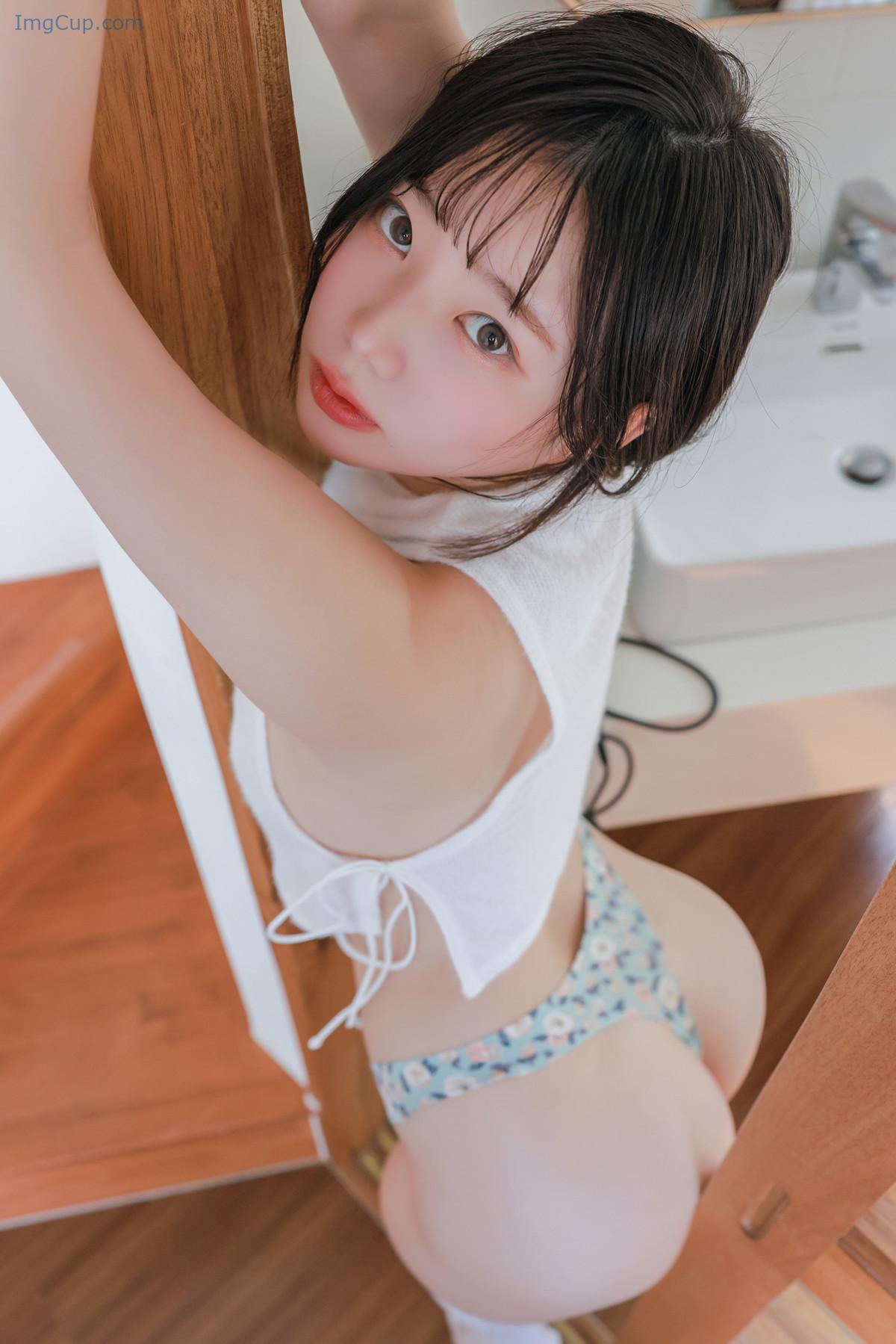 1727157199_157_Myua-뮤아-SWEETBOX-Photobook-‘MYUA-MYUA-Set01.jpg 1727157199 157 Myua 뮤아 SWEETBOX Photobook ‘MYUA MYUA Set01