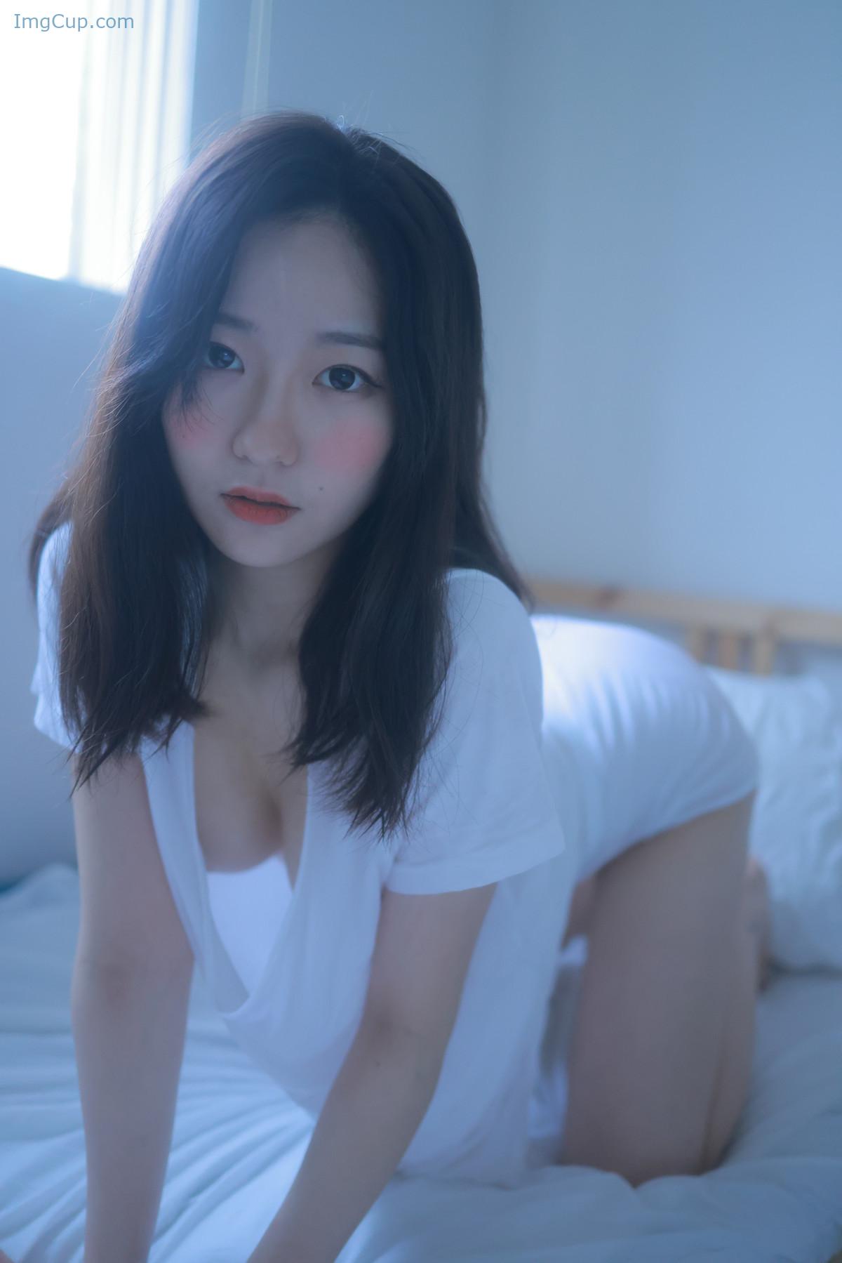 1727164434_839_Sehee-세희-Photobook-‘A-Bad-Sprayer-Set02.jpg 1727164434 839 Sehee 세희 Photobook ‘A Bad Sprayer Set02