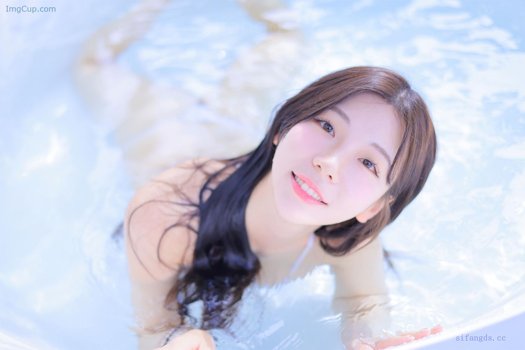 1727186196_584_Leeesovely-쏘블리-Photobook-‘VIP-September-Set01.jpg 1727186196 584 Leeesovely 쏘블리 Photobook ‘VIP September Set01