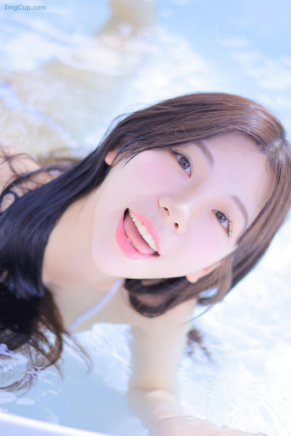 1727186198_189_Leeesovely-쏘블리-Photobook-‘VIP-September-Set01.jpg 1727186198 189 Leeesovely 쏘블리 Photobook ‘VIP September Set01