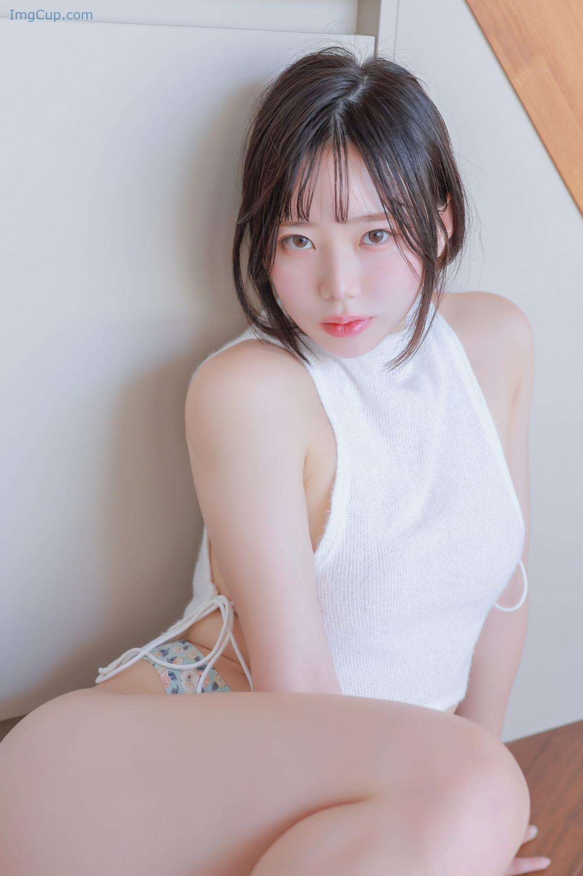 1727251584_535_Myua-뮤아-SWEETBOX-Photobook-‘MYUA-MYUA-Set02.jpg 1727251584 535 Myua 뮤아 SWEETBOX Photobook ‘MYUA MYUA Set02