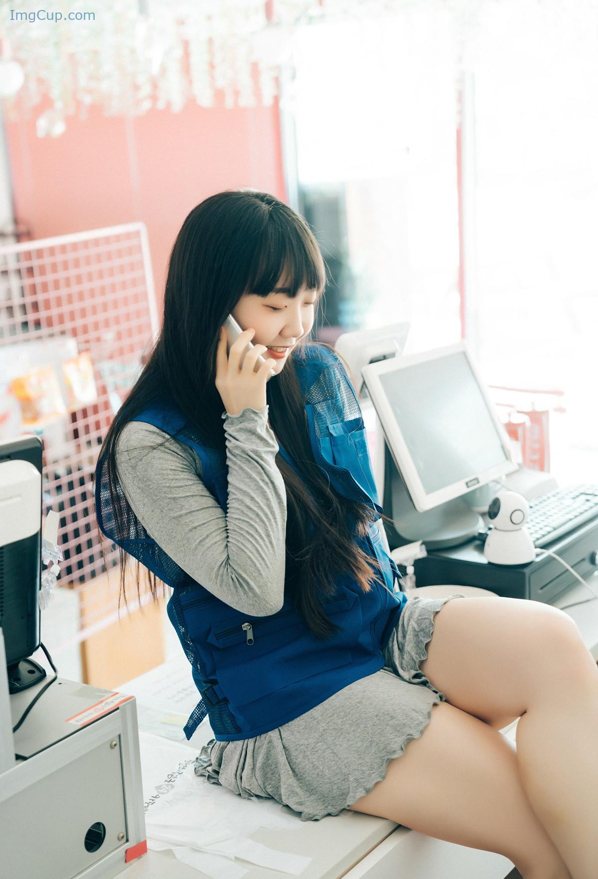 1727353235_561_Doyeon-도연-Loozy-‘Convenience-Store-Sub-Set01.jpg 1727353235 561 Doyeon 도연 Loozy ‘Convenience Store Sub Set01