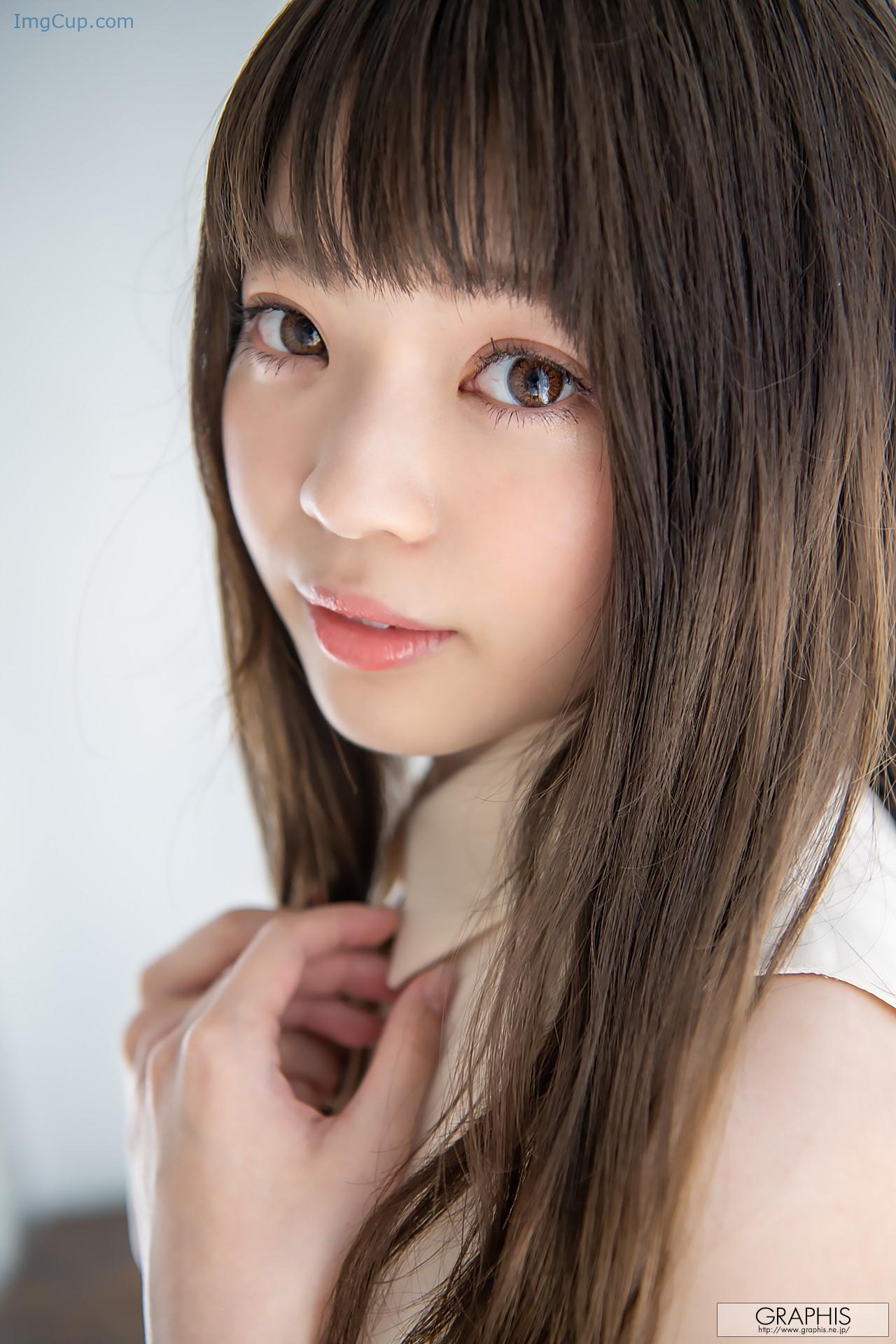 1727432428_830_Izuna-Maki-槙いずな-Graphis-First-Gravure-初脫ぎ娘-Vol01.jpg 1727432428 830 Izuna Maki 槙いずな Graphis First Gravure 初脫ぎ娘 Vol01