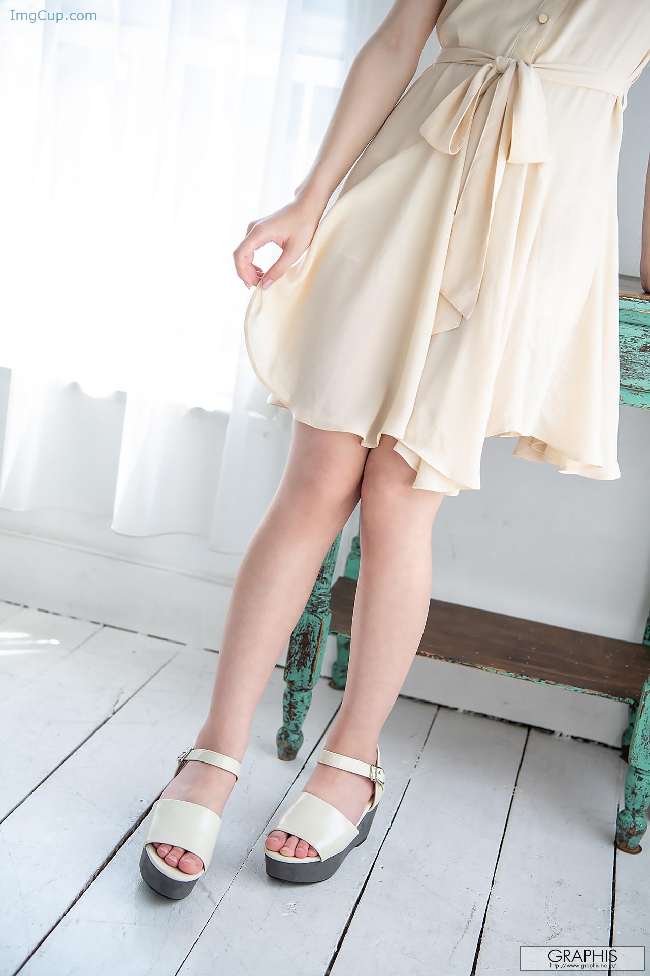 1727432429_851_Izuna-Maki-槙いずな-Graphis-First-Gravure-初脫ぎ娘-Vol01.jpg 1727432429 851 Izuna Maki 槙いずな Graphis First Gravure 初脫ぎ娘 Vol01