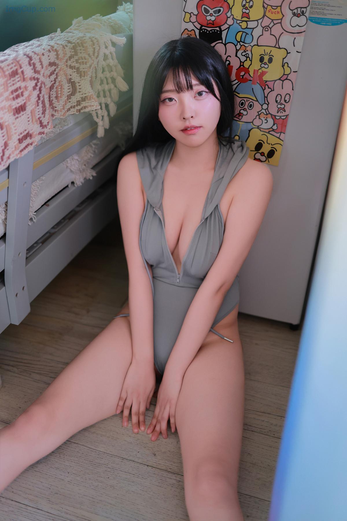 1727433166_983_Song-Hana-송하나-Photobook-‘Gray-Set02.jpg 1727433166 983 Song Hana 송하나 Photobook ‘Gray Set02