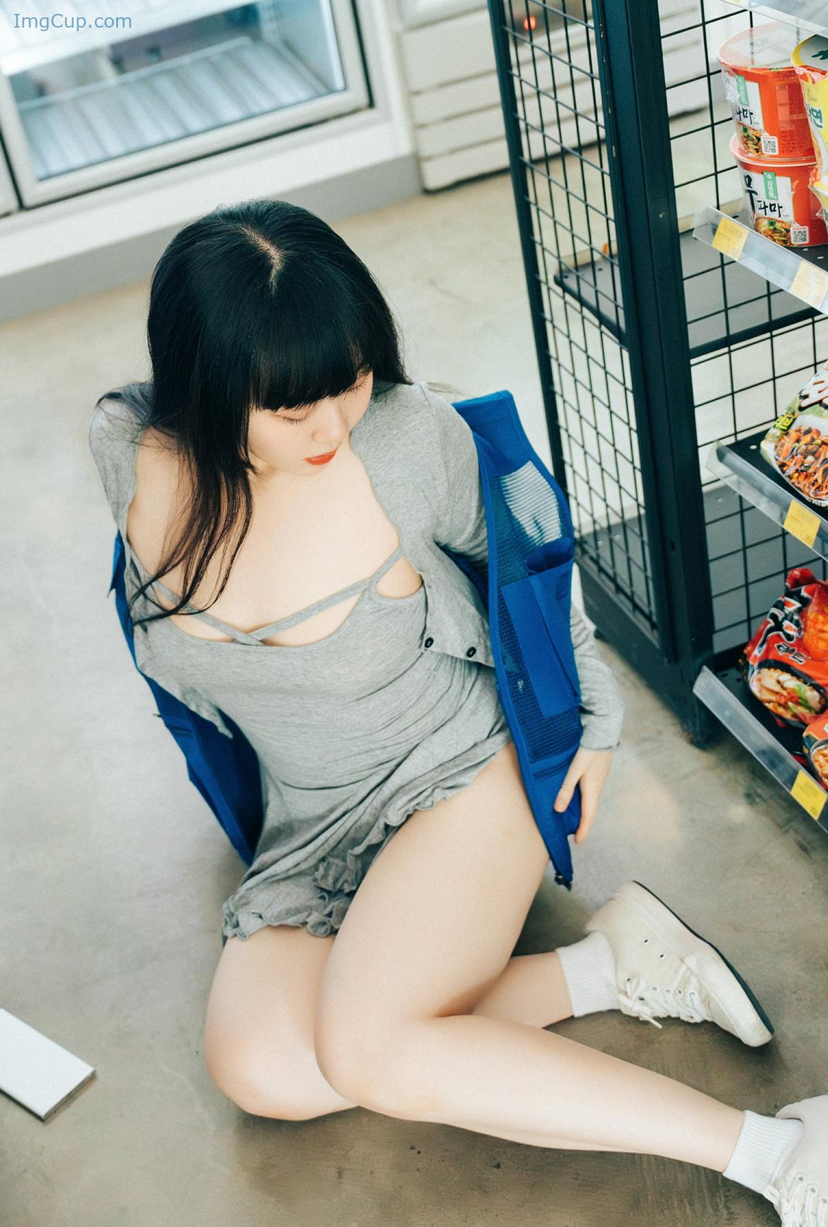 1727440439_188_Doyeon-도연-Loozy-‘Convenience-Store-Sub-Set02.jpg 1727440439 188 Doyeon 도연 Loozy ‘Convenience Store Sub Set02