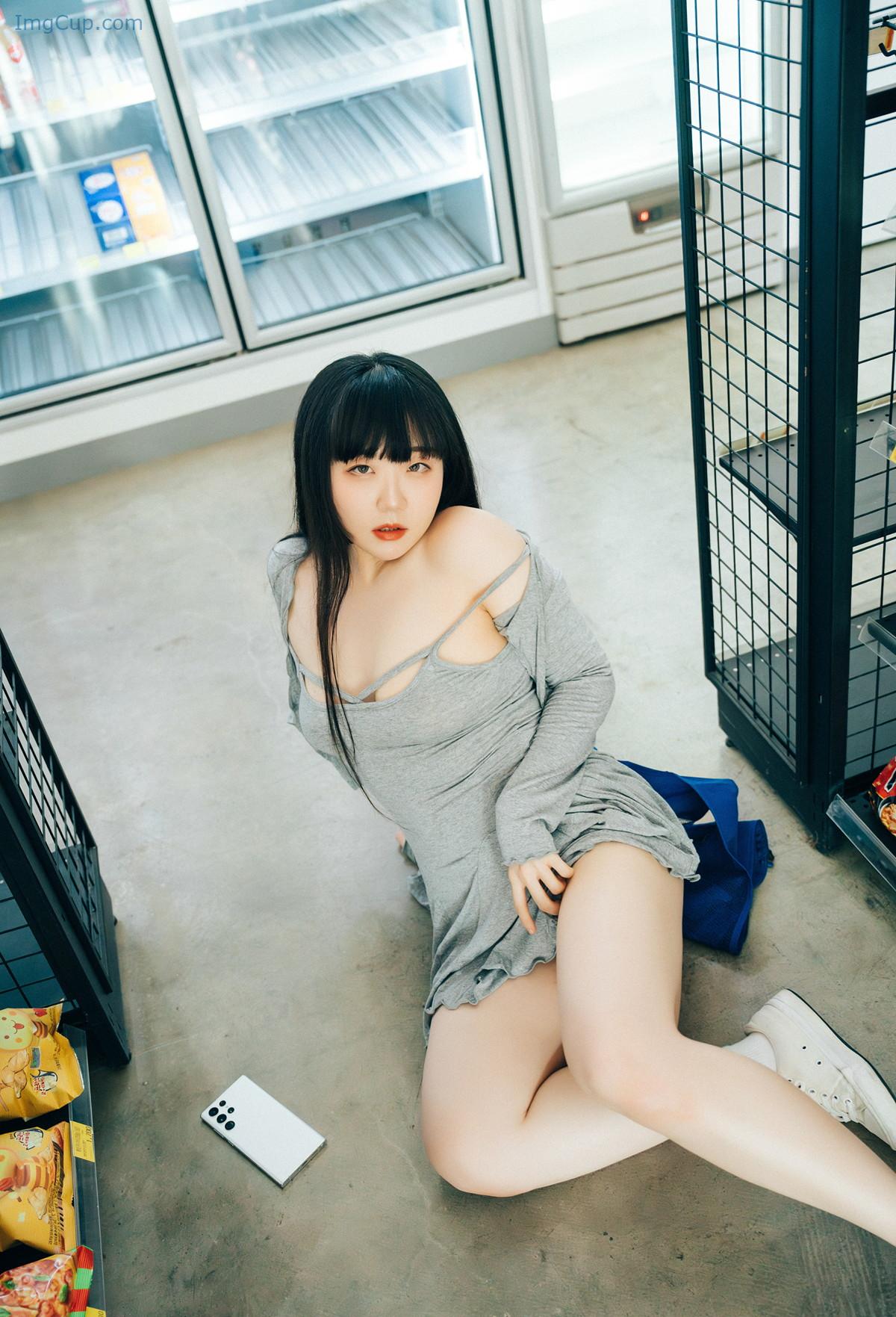 1727440443_3_Doyeon-도연-Loozy-‘Convenience-Store-Sub-Set02.jpg 1727440443 3 Doyeon 도연 Loozy ‘Convenience Store Sub Set02