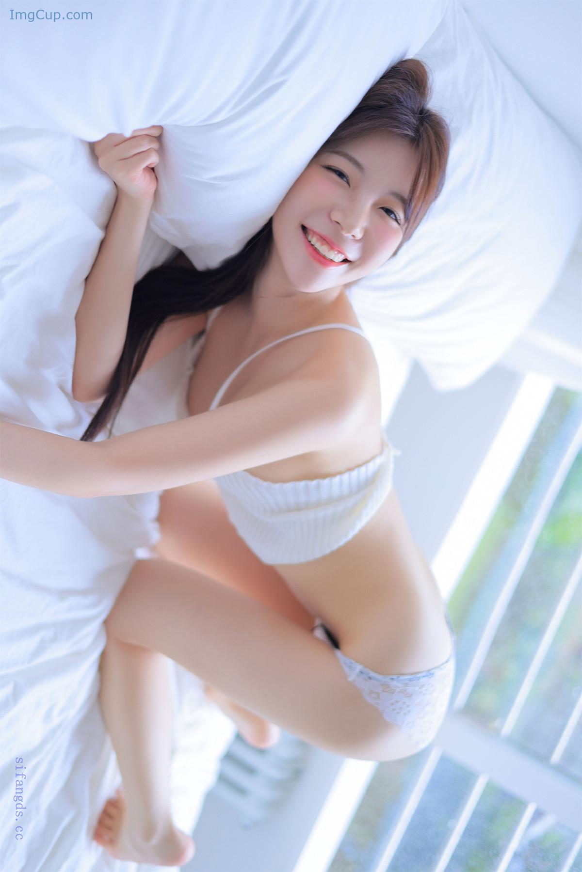 1727462216_382_Leeesovely-쏘블리-Photobook-‘Latest-VIP-September-Set01.jpg 1727462216 382 Leeesovely 쏘블리 Photobook ‘Latest VIP September Set01