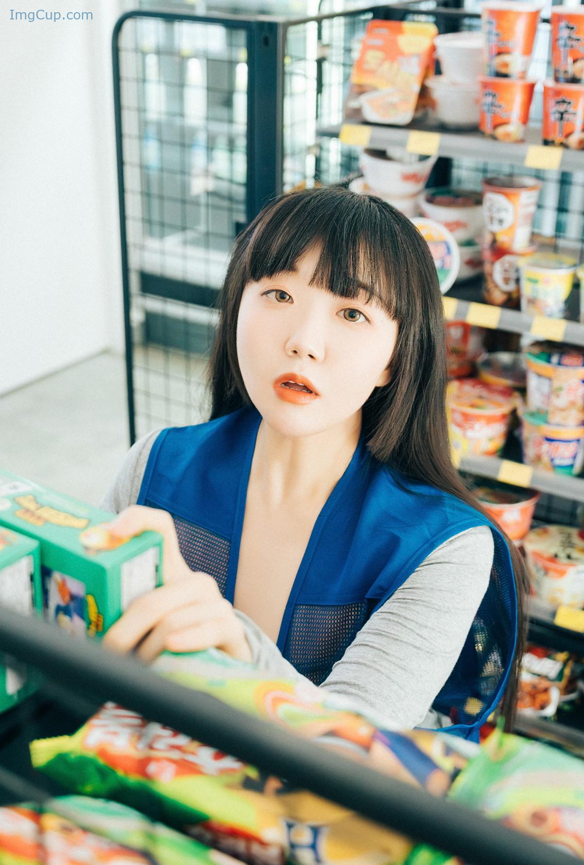 1727527527_622_Doyeon-도연-Loozy-‘Convenience-Store-Sub-Set03.jpg 1727527527 622 Doyeon 도연 Loozy ‘Convenience Store Sub Set03