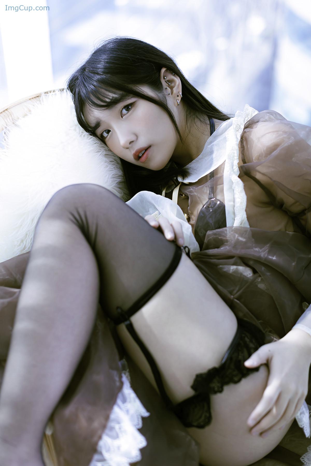 1727578451_213_Sonson-손손-PhotoBook-‘Maids-Gift.jpg 1727578451 213 Sonson 손손 PhotoBook ‘Maids Gift