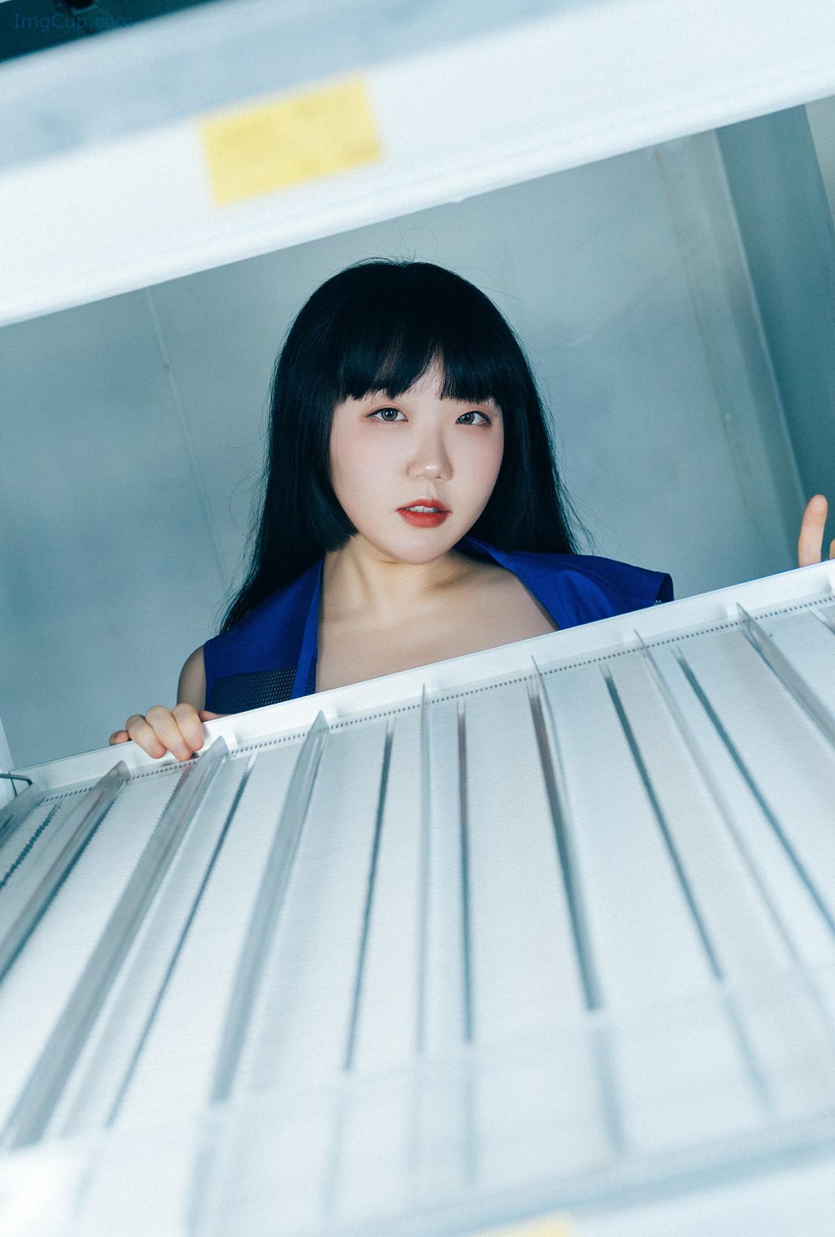 1727614823_425_Doyeon-도연-Loozy-‘Convenience-Store-Sub-Set04.jpg 1727614823 425 Doyeon 도연 Loozy ‘Convenience Store Sub Set04