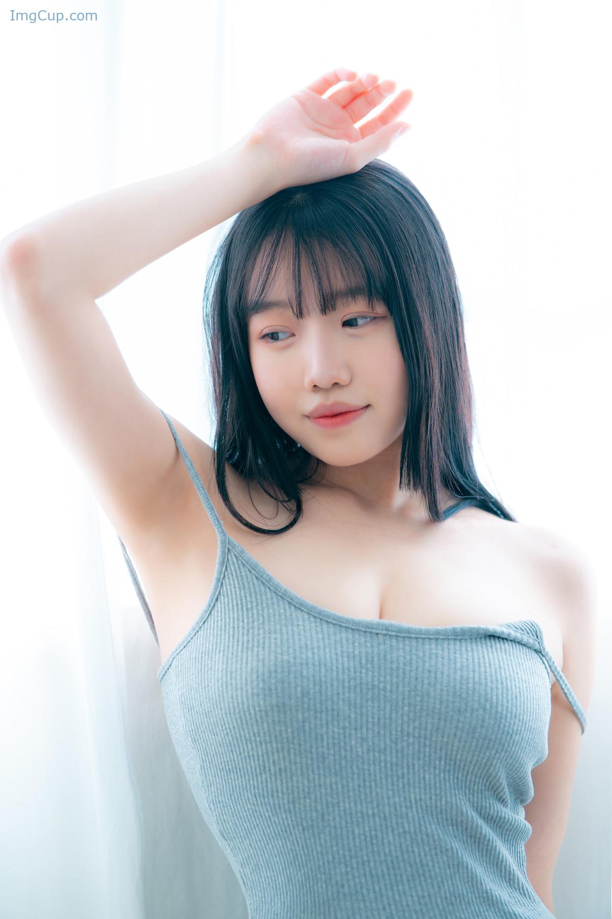 1727622075_241_RiRi-리리-Photobook-‘RiRi-White-Day-Set01.jpg 1727622075 241 RiRi 리리 Photobook ‘RiRi White Day Set01