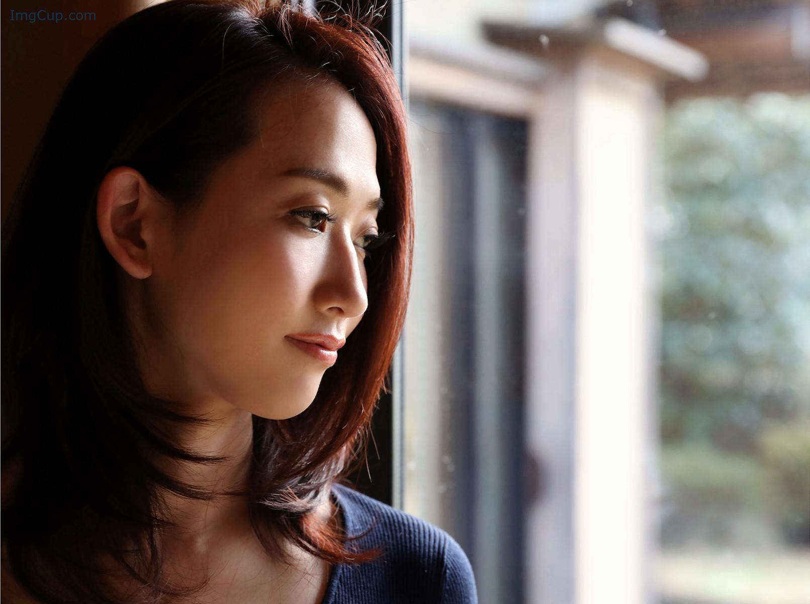 1727670400_992_Kana-Mito-水戸かな-週刊ポストデジタル写真集-花を愛でる人-Set01.jpg 1727670400 992 Kana Mito 水戸かな 週刊ポストデジタル写真集 花を愛でる人 Set01