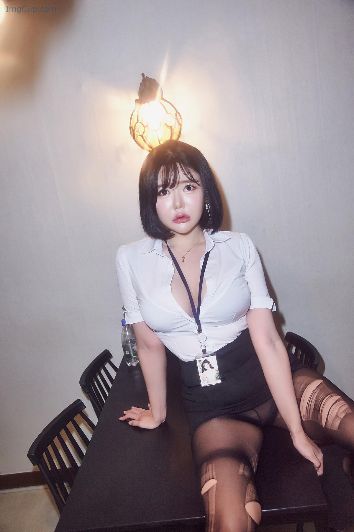 Jisu-A-안지수-Photobook-‘Do-Not-Go-Home-Set01.jpg Jisu A 안지수 Photobook ‘Do Not Go Home Set01