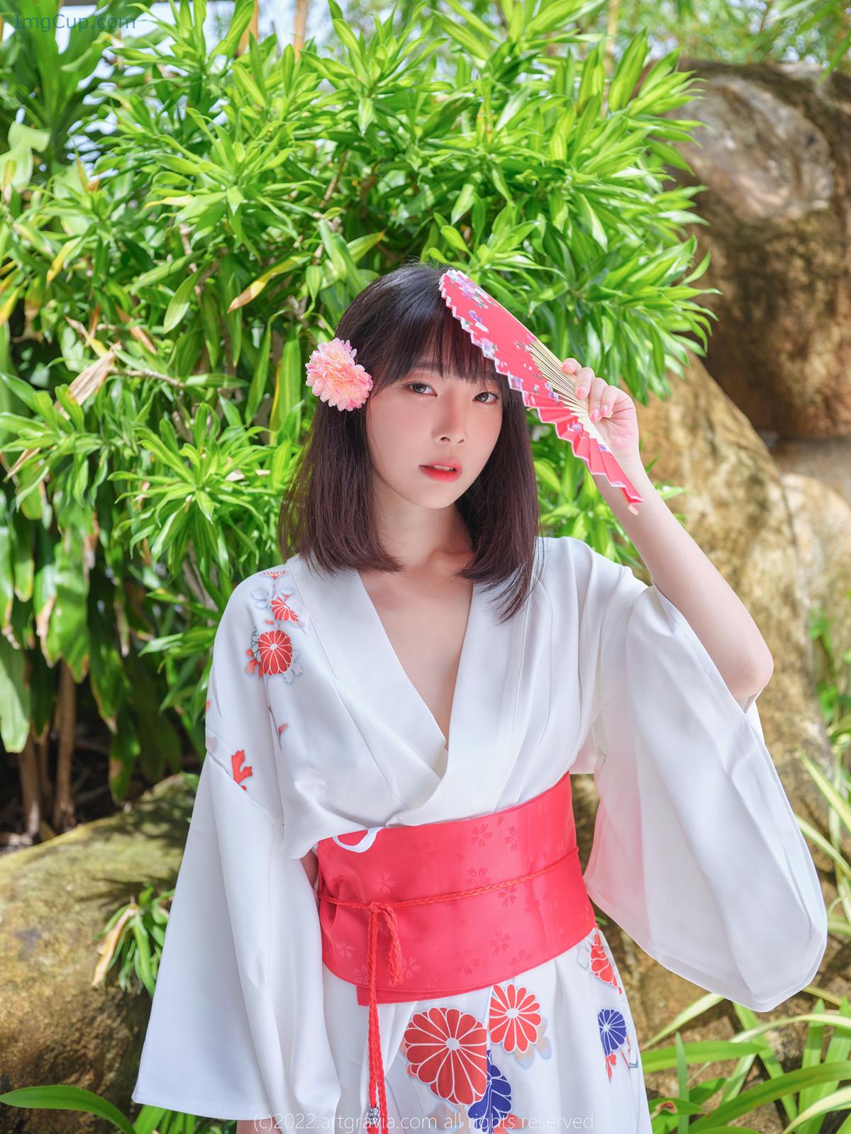 Kang-Inkyung-강인경-ArtGravia-Vol471-Photobook-Set03.jpg Kang Inkyung 강인경 ArtGravia Vol471 Photobook Set03