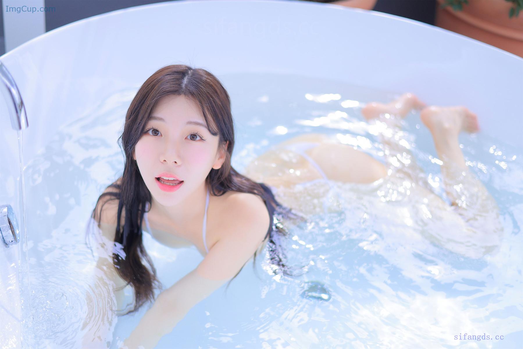 Leeesovely-쏘블리-Photobook-‘VIP-September-Set01.jpg Leeesovely 쏘블리 Photobook ‘VIP September Set01