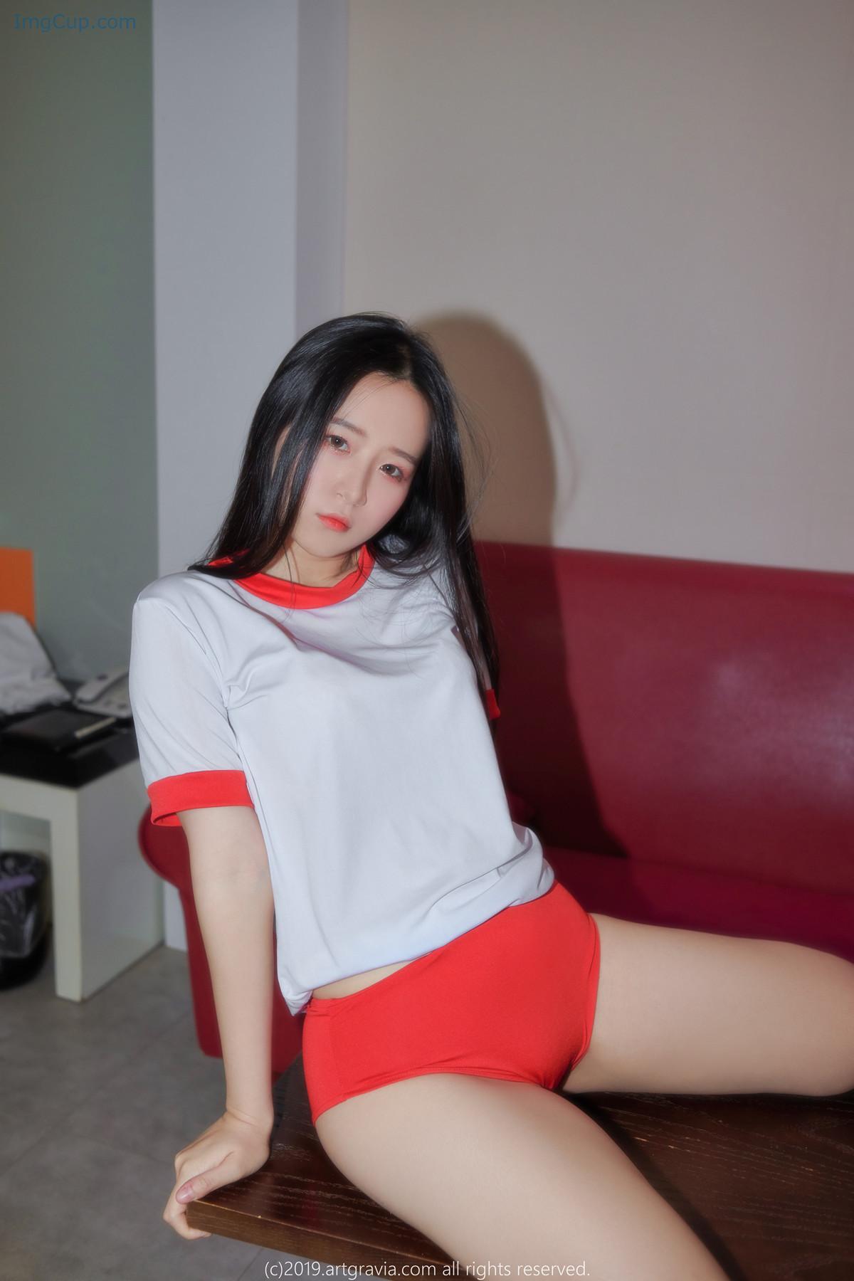 Yeji-예지-ArtGravia-Vol100-Photobook.jpg Yeji 예지 ArtGravia Vol100 Photobook