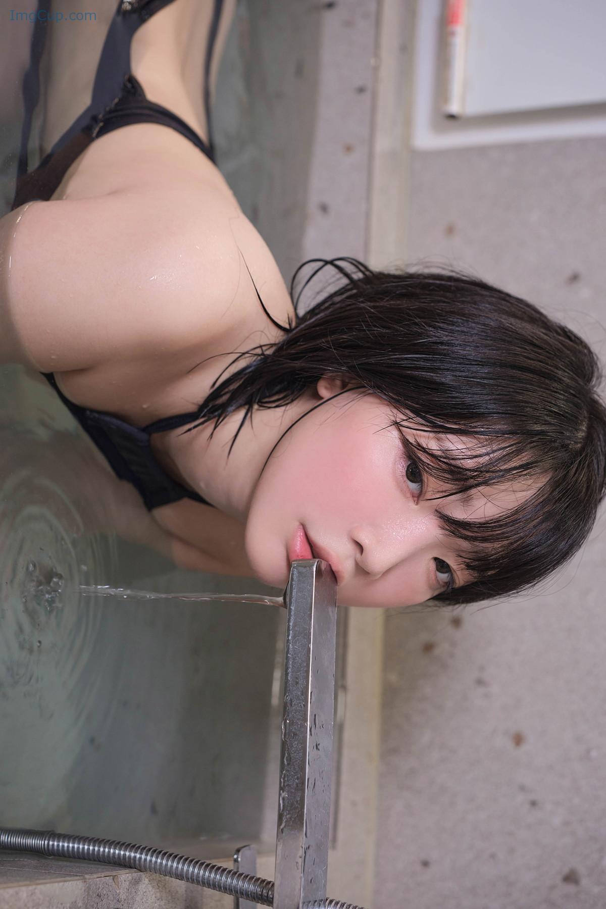 1727847165_328_Kang-Inkyung-강인경-Photobook-‘Travel-Set01.jpg 1727847165 328 Kang Inkyung 강인경 Photobook ‘Travel Set01