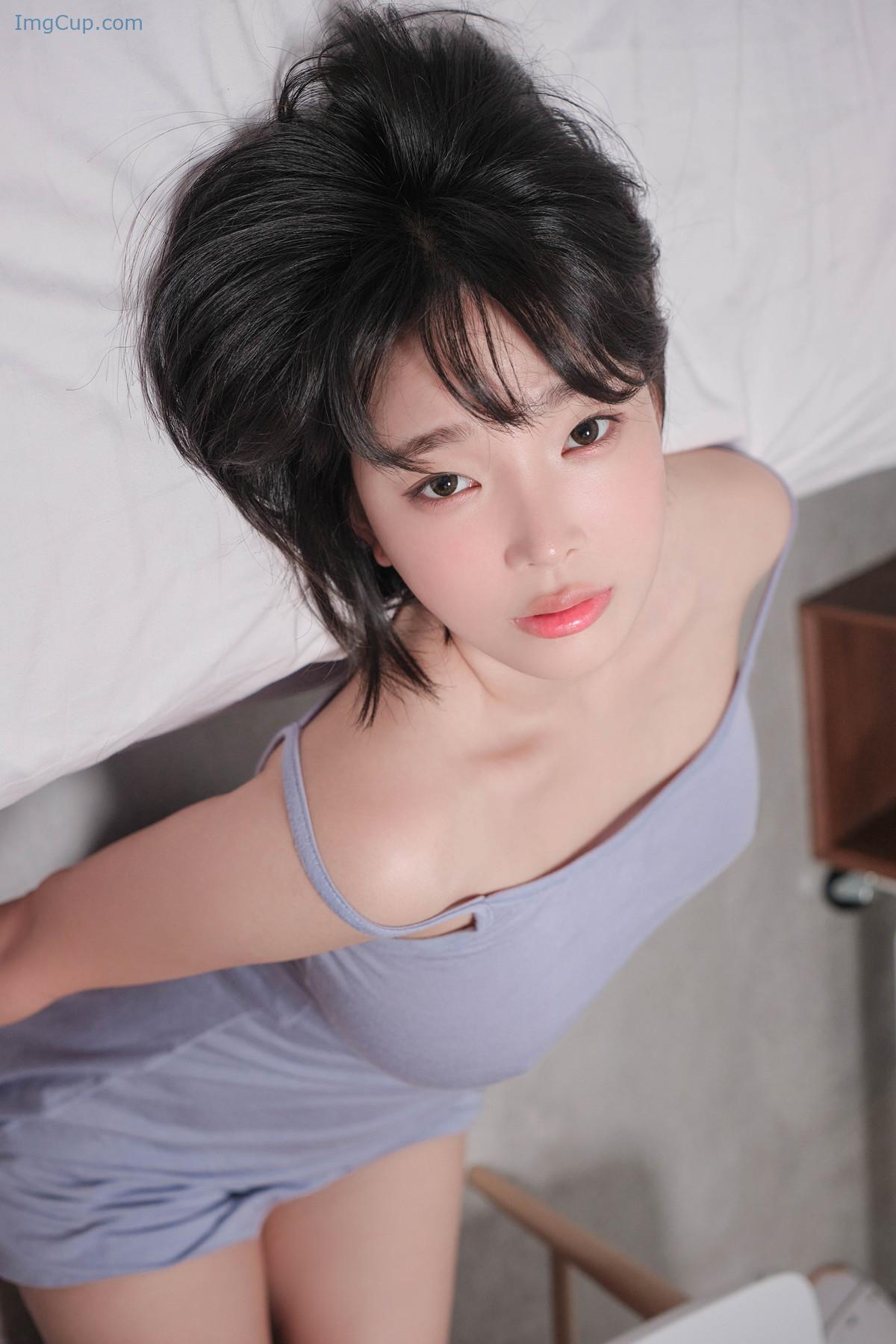 1727970747_369_Kang-Inkyung-강인경-Photobook-‘Travel-Set02.jpg 1727970747 369 Kang Inkyung 강인경 Photobook ‘Travel Set02