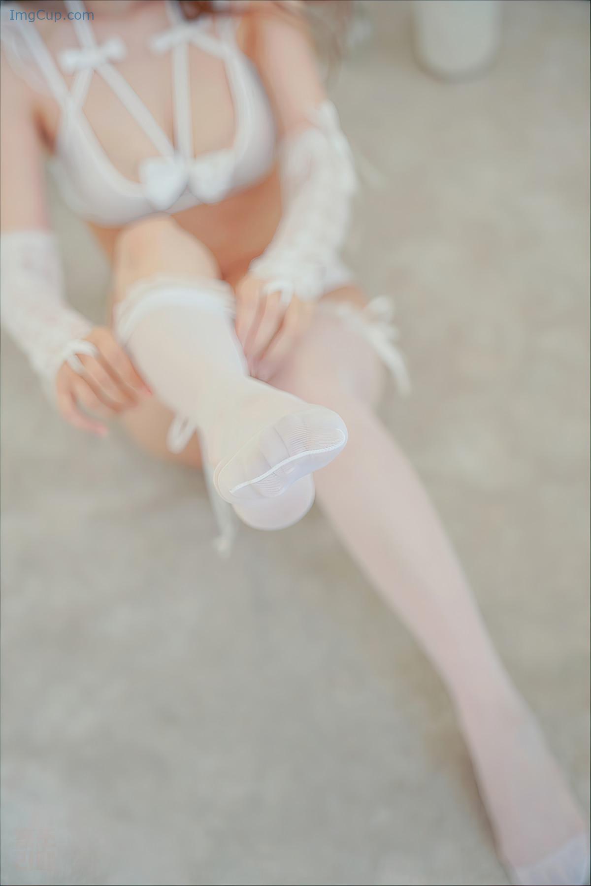 1728217771_911_Usagi-홍조라떼-Redy-Latte-‘Vol1-Usagi-White-Site-Set02.jpg 1728217771 911 Usagi 홍조라떼 Redy Latte ‘Vol1 Usagi White Site Set02