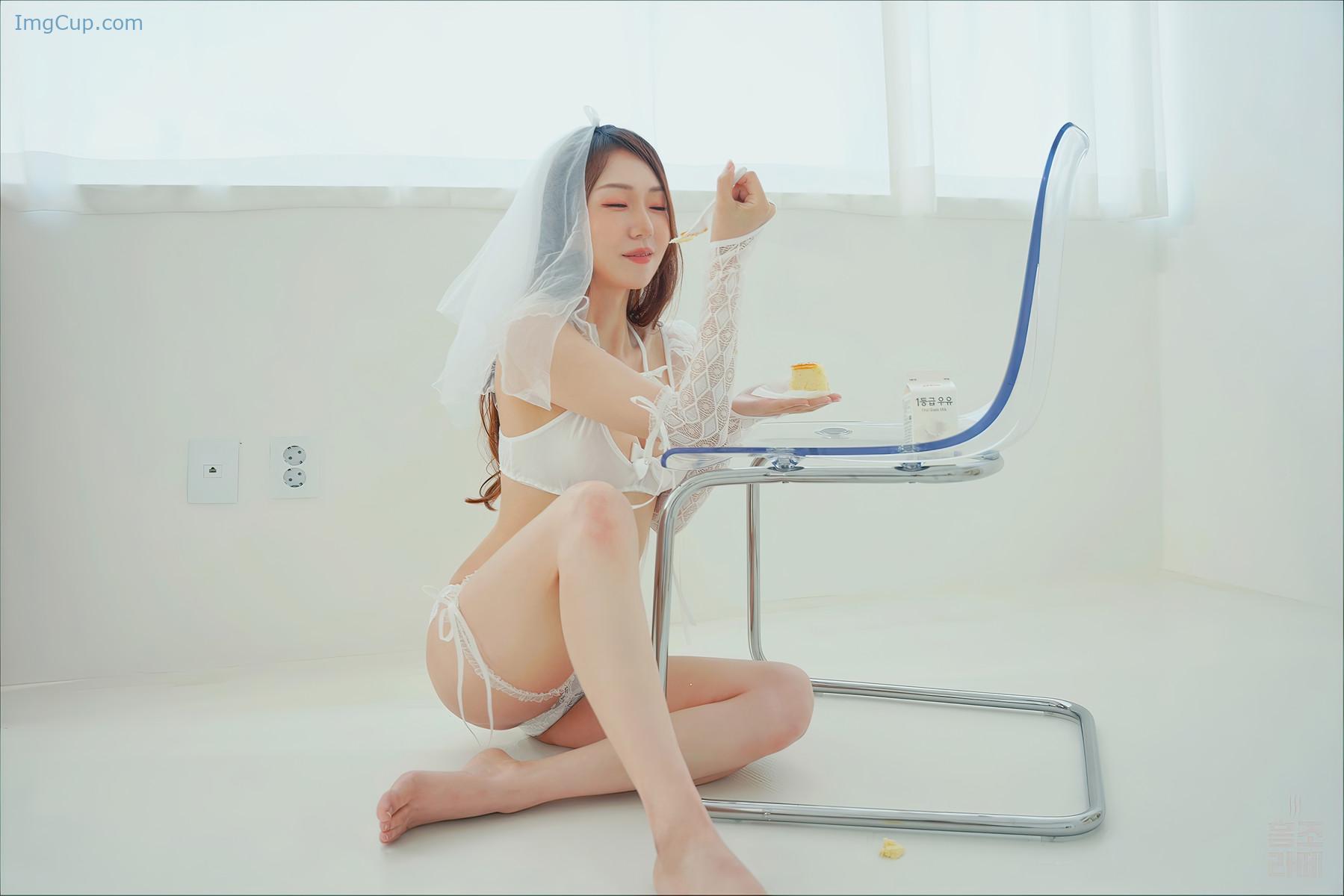 1728217783_591_Usagi-홍조라떼-Redy-Latte-‘Vol1-Usagi-White-Site-Set02.jpg 1728217783 591 Usagi 홍조라떼 Redy Latte ‘Vol1 Usagi White Site Set02