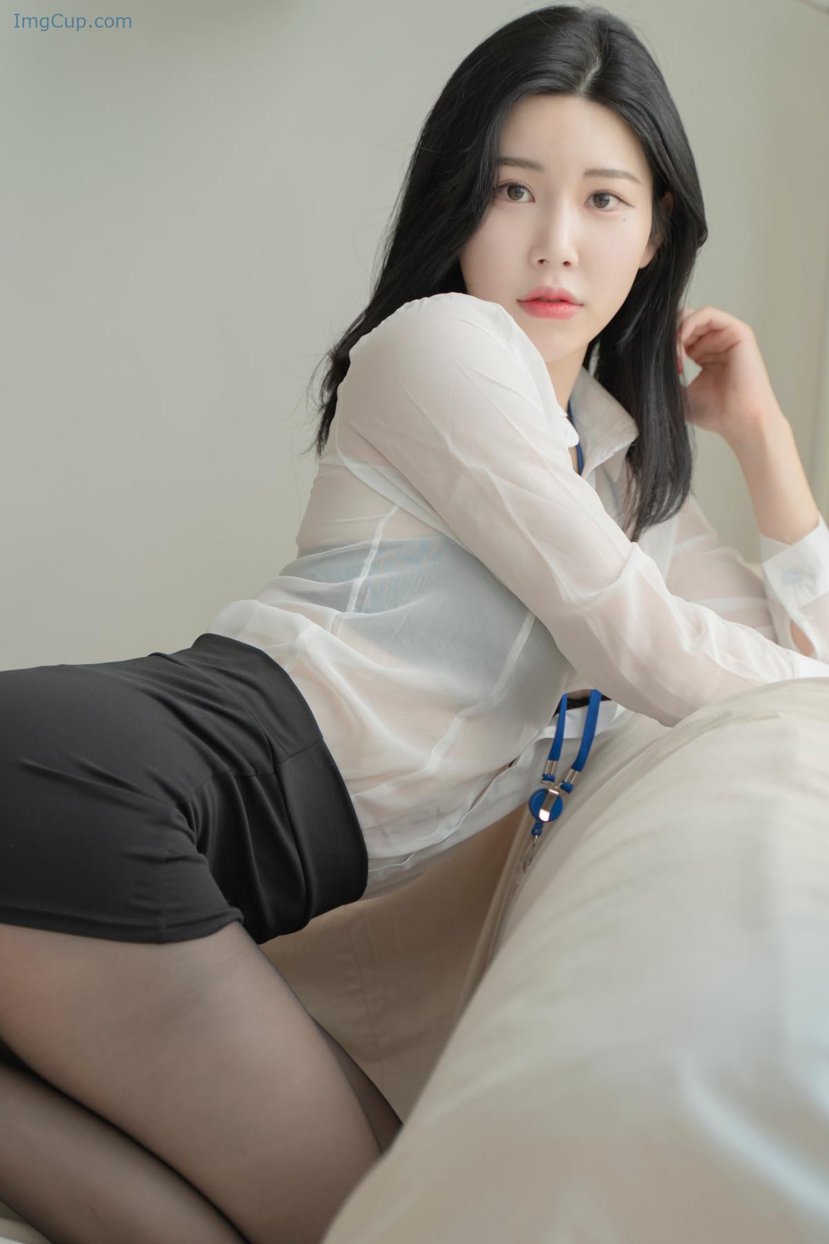 1728740673_377_Naya-Kiri-ROGLE-Roglegraphy-Vol01-1집-Set01.jpg 1728740673 377 Naya Kiri ROGLE Roglegraphy Vol01 1집 Set01