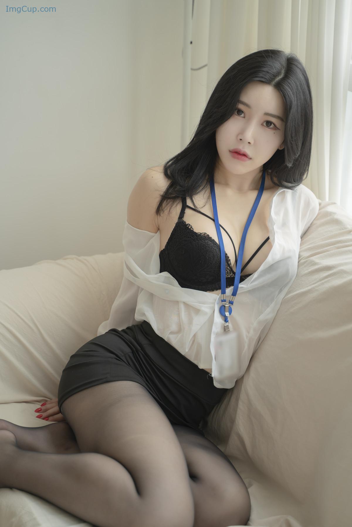 1728740675_559_Naya-Kiri-ROGLE-Roglegraphy-Vol01-1집-Set01.jpg 1728740675 559 Naya Kiri ROGLE Roglegraphy Vol01 1집 Set01