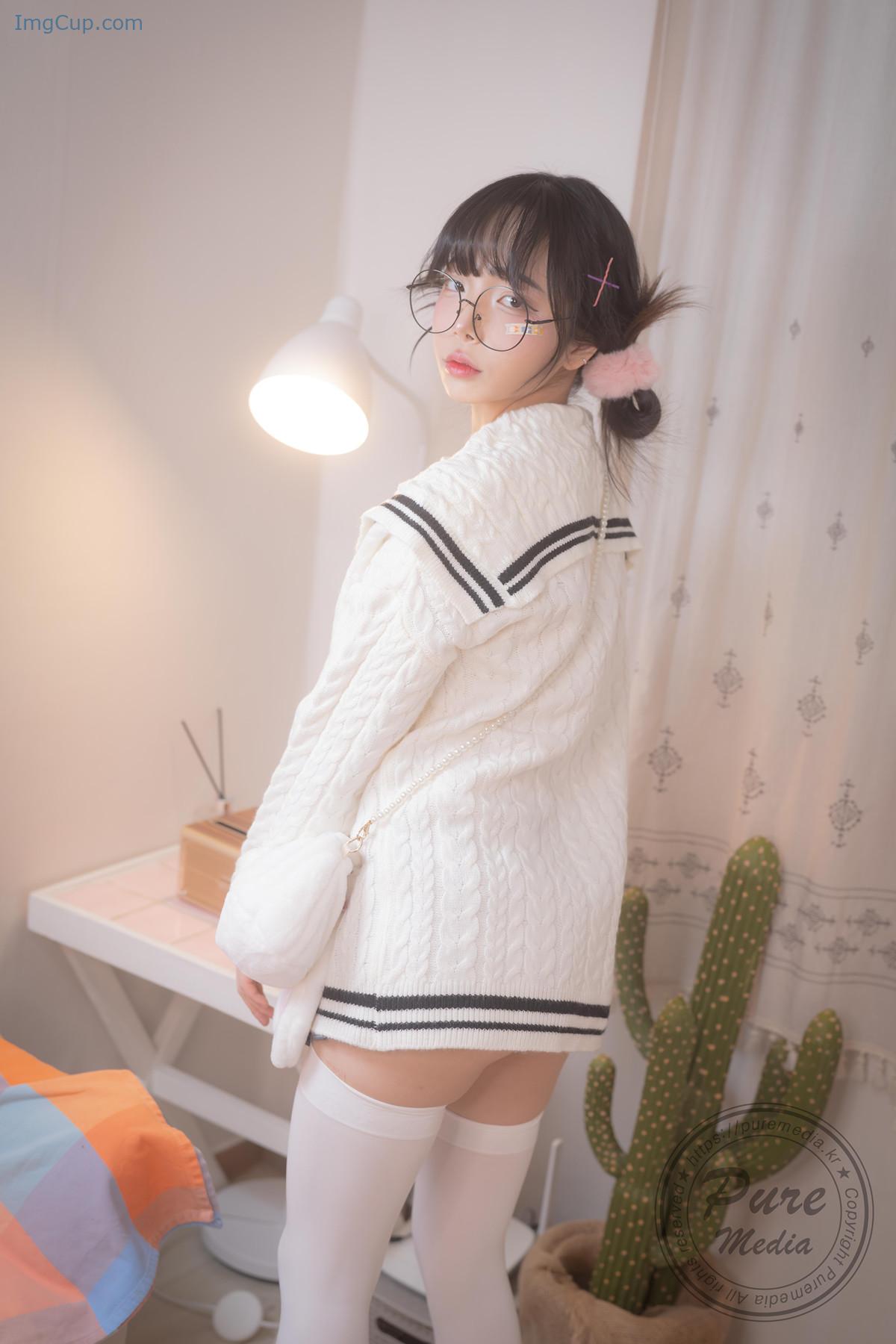 1728900455_156_Jelly-젤리-PURE-MEDIA-Vol276-Girl-Trapped-in-a-Rooftop.jpg 1728900455 156 Jelly 젤리 PURE MEDIA Vol276 Girl Trapped in a Rooftop