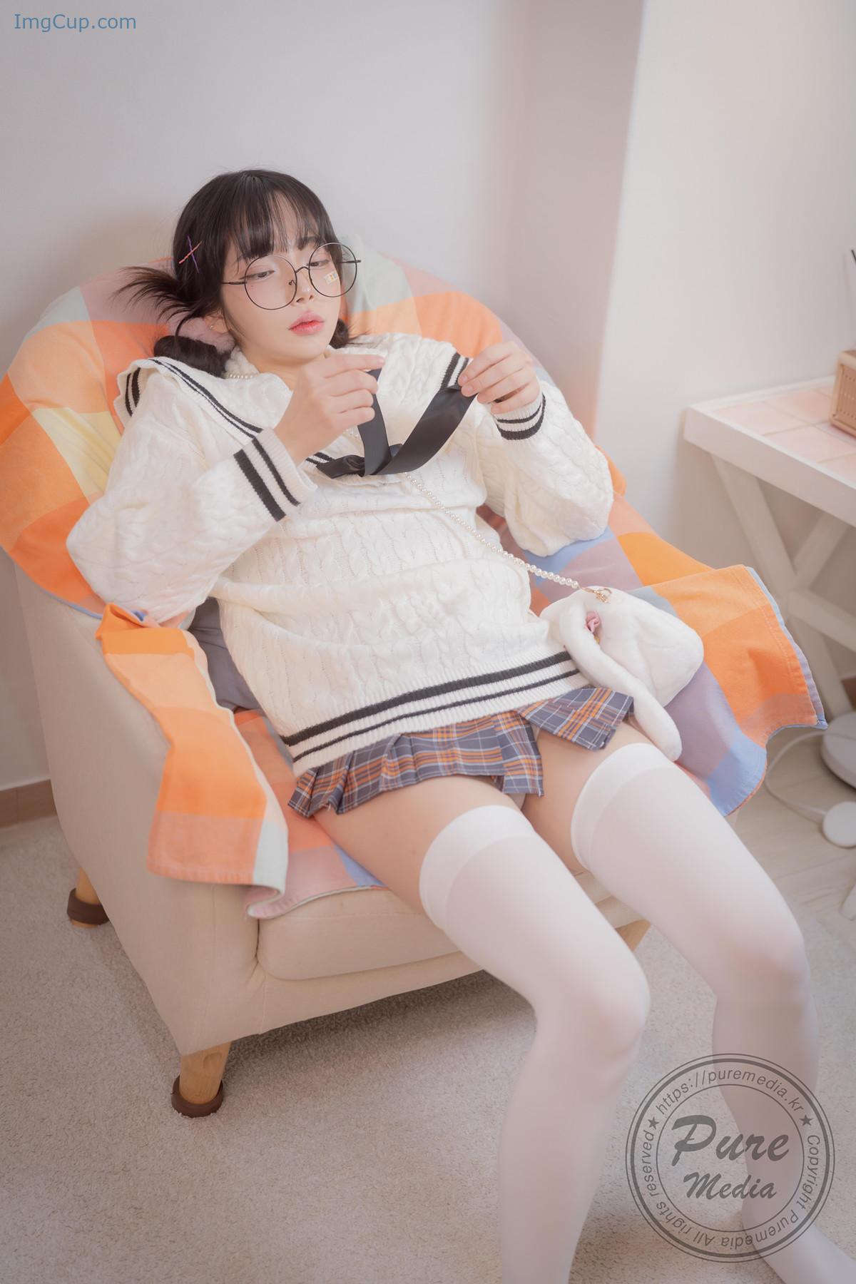 1728900457_701_Jelly-젤리-PURE-MEDIA-Vol276-Girl-Trapped-in-a-Rooftop.jpg 1728900457 701 Jelly 젤리 PURE MEDIA Vol276 Girl Trapped in a Rooftop