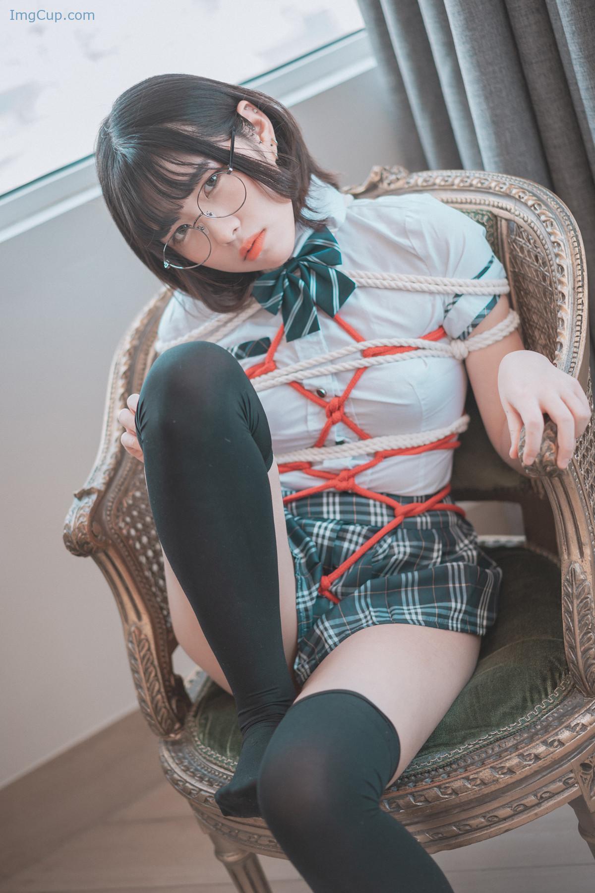 1728907720_475_Sonson-손손-DJAWA-‘Knotting-Class-Set01.jpg 1728907720 475 Sonson 손손 DJAWA ‘Knotting Class Set01