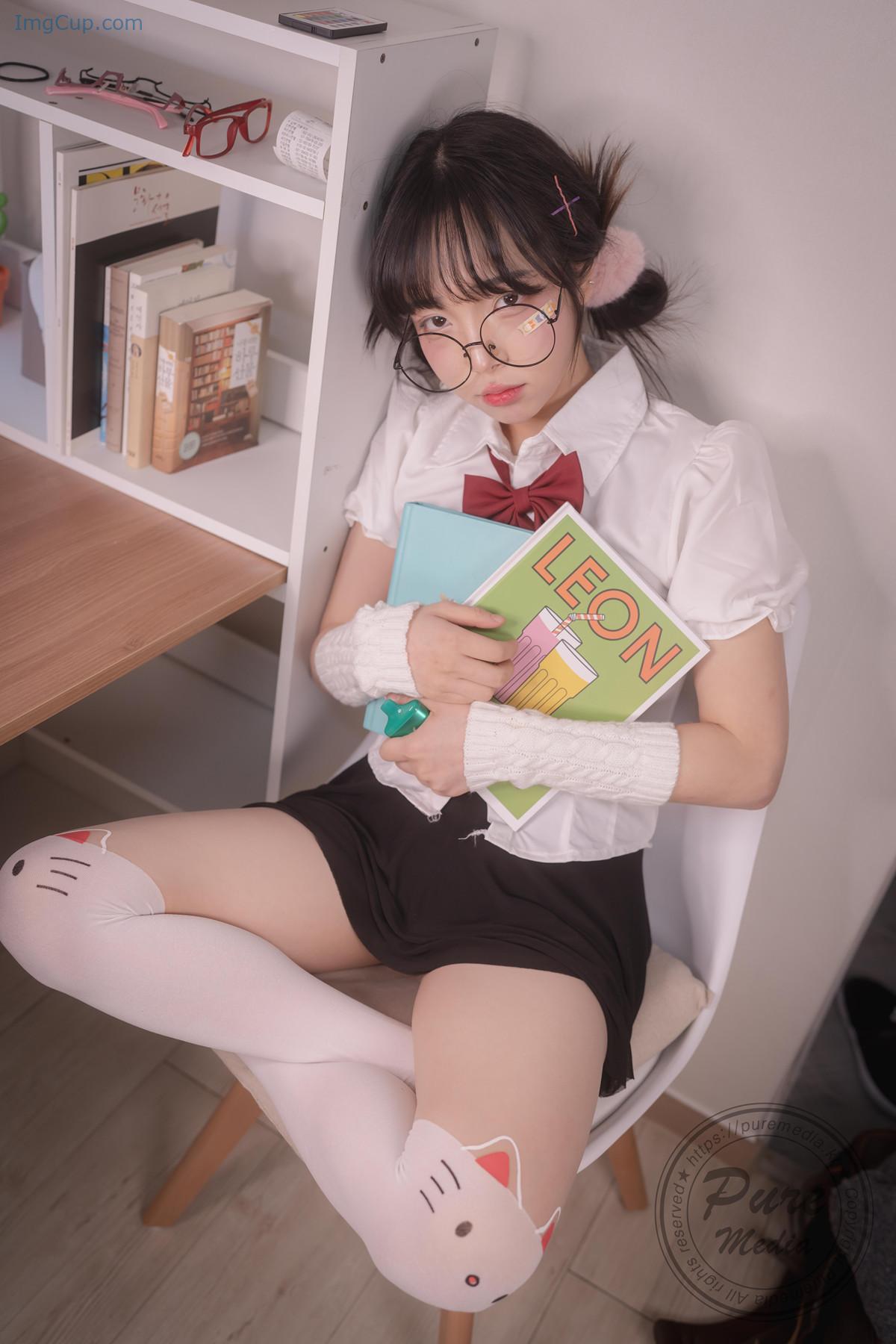 1728994895_947_Jelly-젤리-PURE-MEDIA-Vol276-Girl-Trapped-in-a-Rooftop.jpg 1728994895 947 Jelly 젤리 PURE MEDIA Vol276 Girl Trapped in a Rooftop