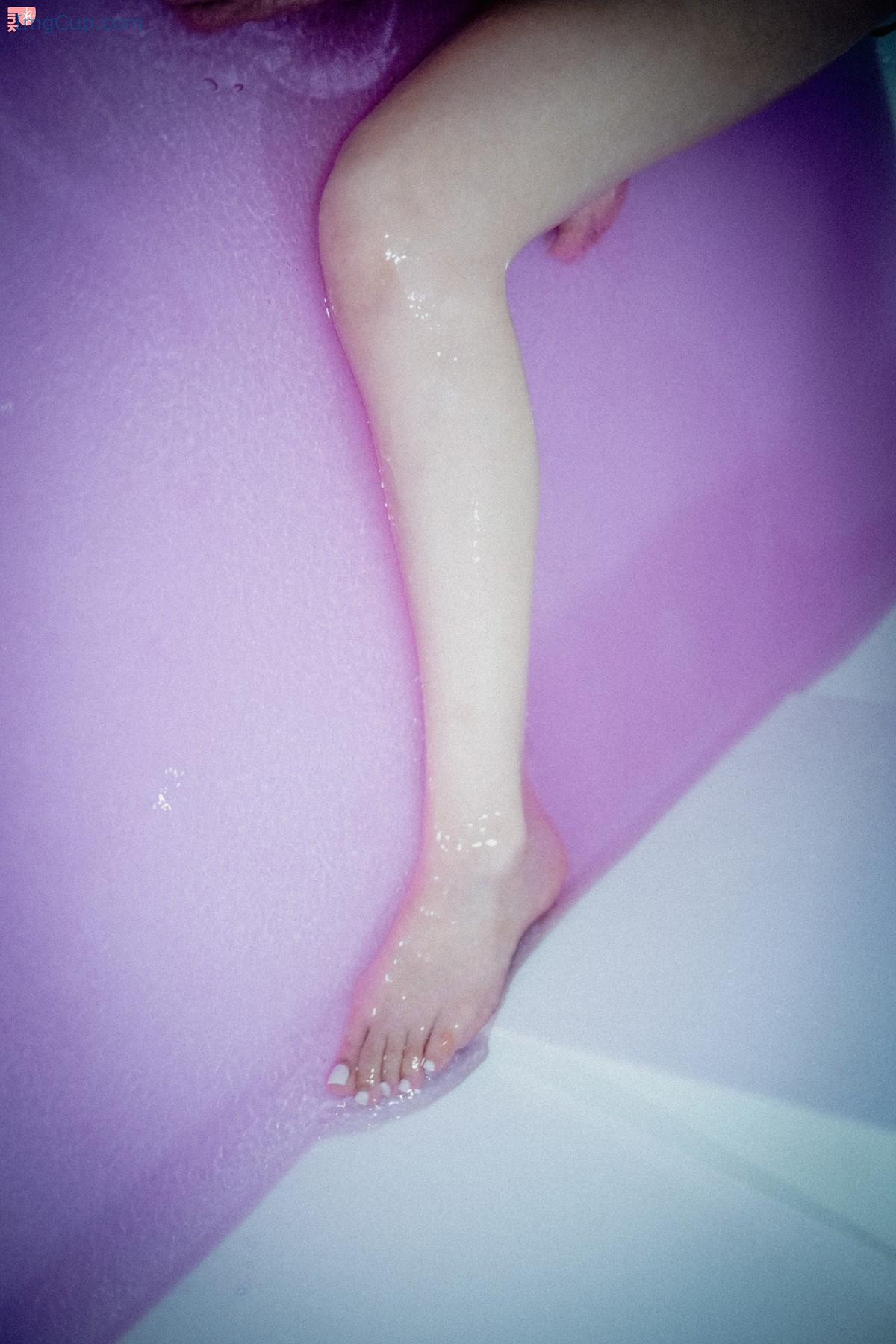 1729039652_660_Han-Jina-한지나-PINK-Photobook-‘Bikini-Set01.jpg 1729039652 660 Han Jina 한지나 PINK Photobook ‘Bikini Set01