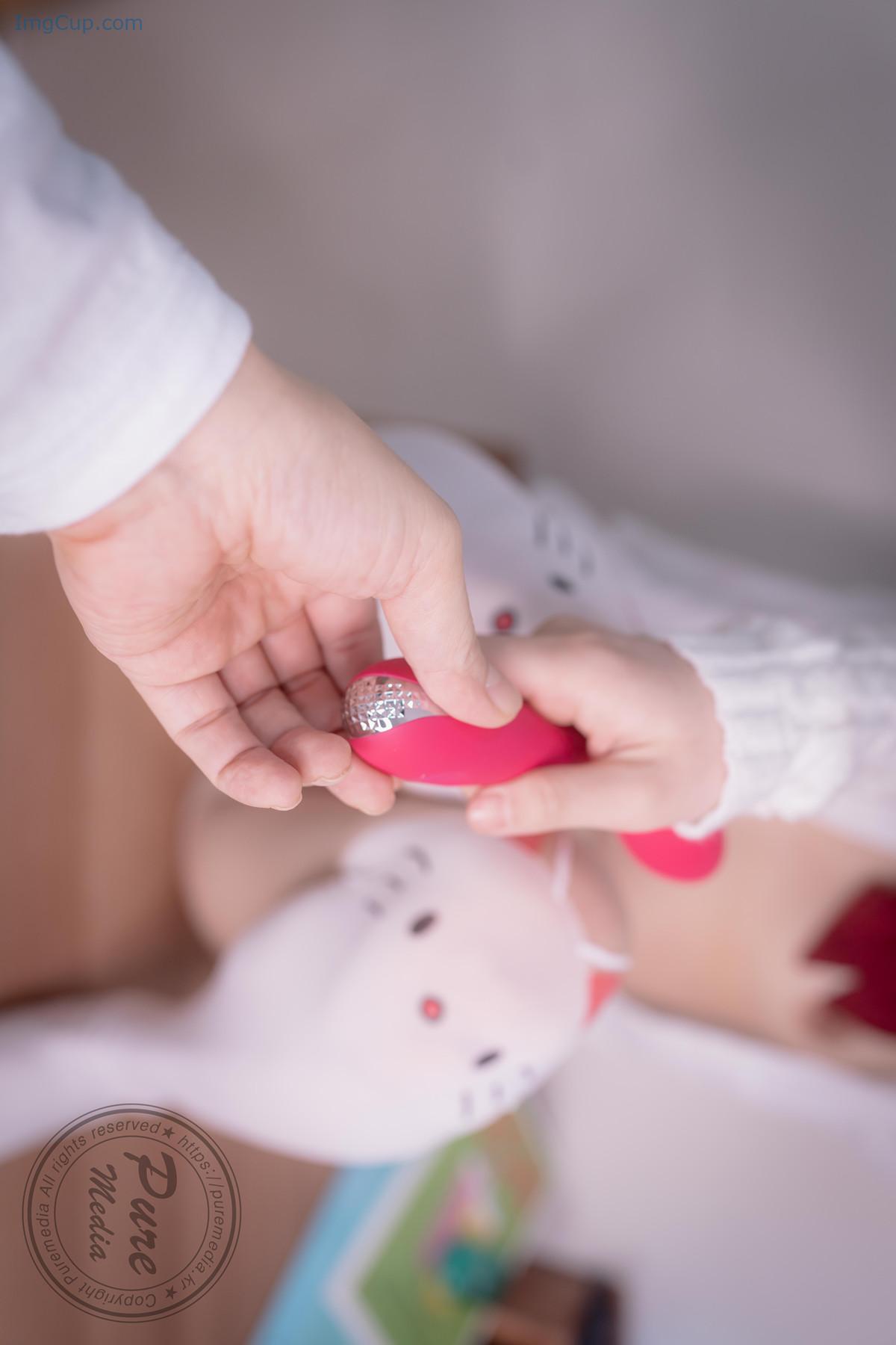 1729083150_667_Jelly-젤리-PURE-MEDIA-Vol276-Girl-Trapped-in-a-Rooftop.jpg 1729083150 667 Jelly 젤리 PURE MEDIA Vol276 Girl Trapped in a Rooftop