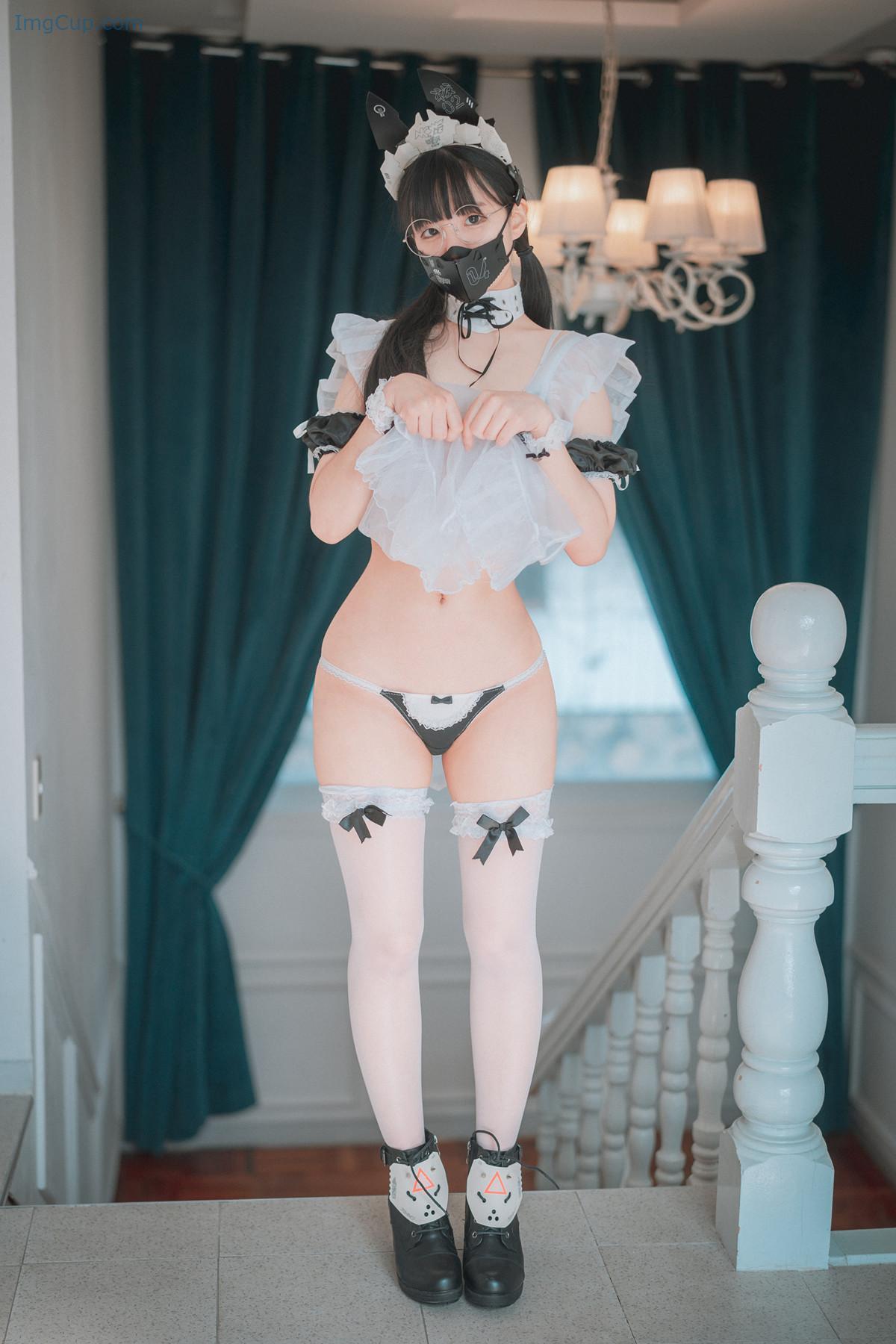 1729097679_560_Jeong-Jenny-정제니-DJAWA-‘Maid-Mansion-Set02.jpg 1729097679 560 Jeong Jenny 정제니 DJAWA ‘Maid Mansion Set02