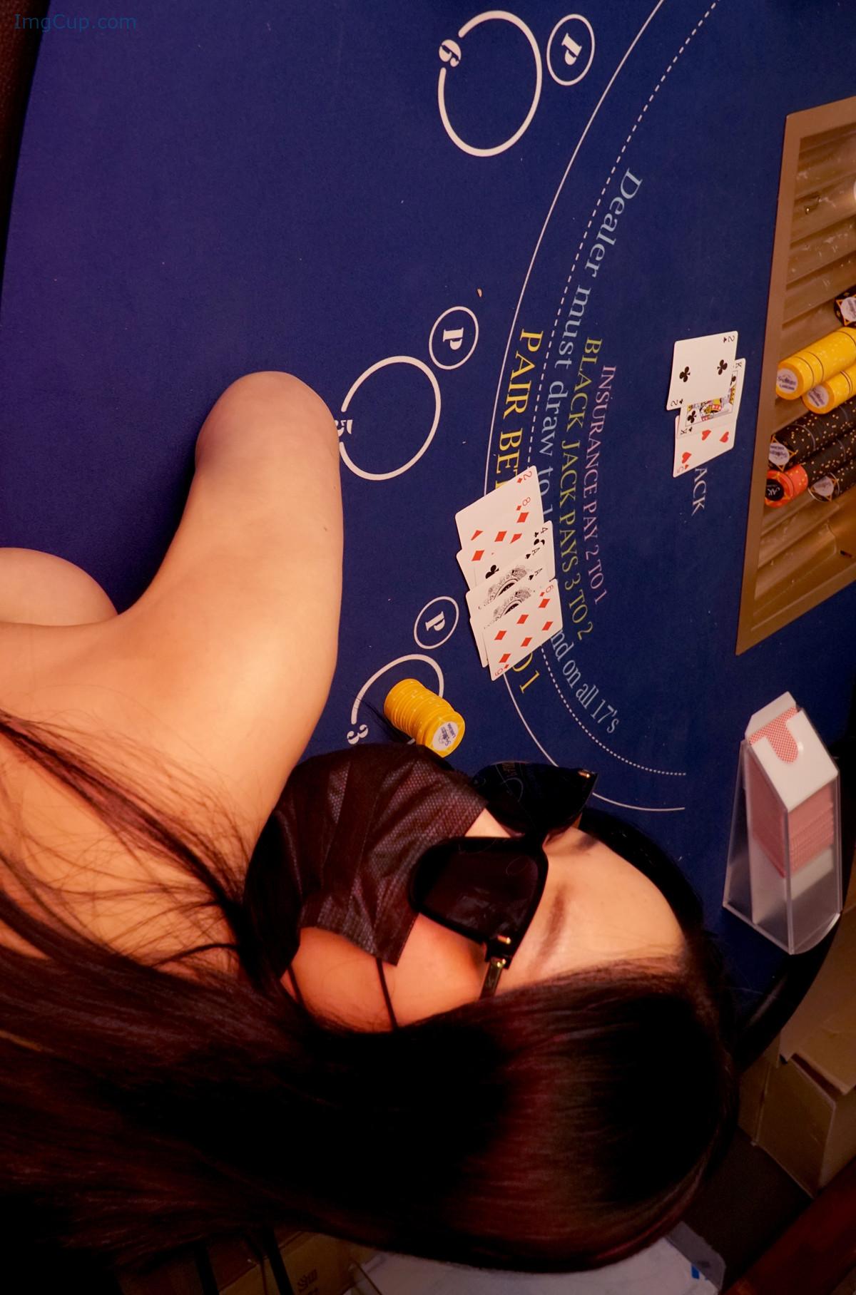 1729170346_78_Race-Kim-Photobook-Vol02-‘Marine-Corps-Casino-Set01.jpg 1729170346 78 Race Kim Photobook Vol02 ‘Marine Corps Casino Set01