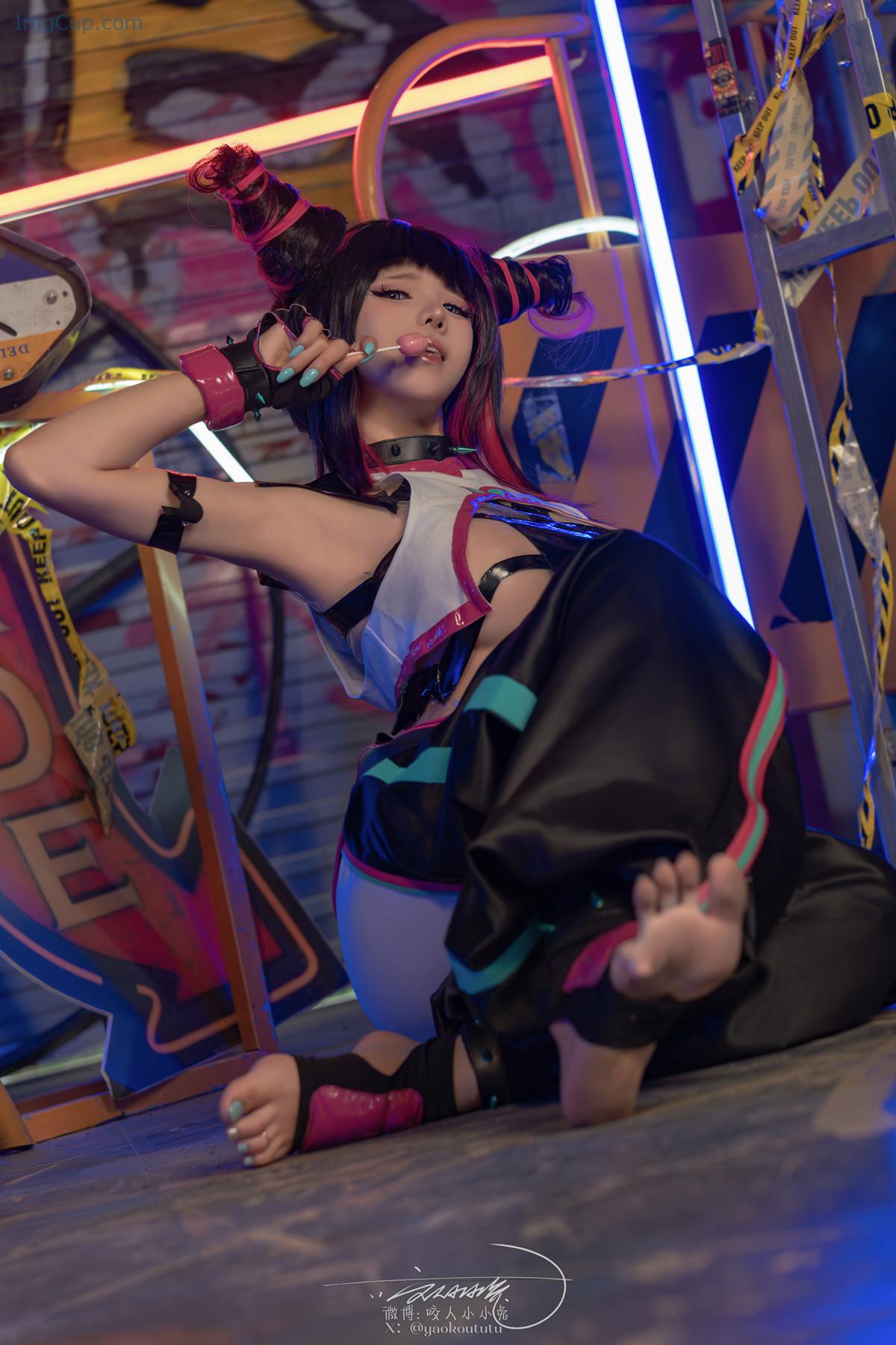 1729327415_704_Cosplay-黏黏团子兔-街霸-韩蛛俐-Set01.jpg 1729327415 704 Cosplay 黏黏团子兔 街霸 韩蛛俐 Set01