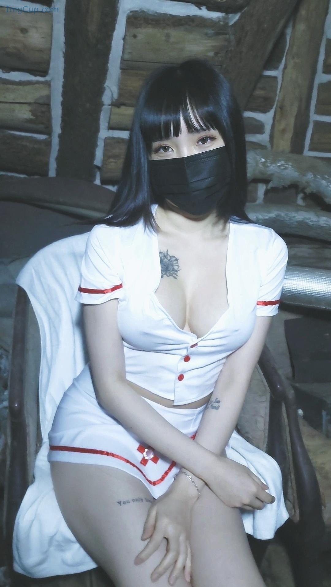 1729359090_550_Hongsi-홍시-TOKYONIGHT-‘RED-HONGSI-EP3-Set01.jpg 1729359090 550 Hongsi 홍시 TOKYONIGHT ‘RED HONGSI EP3 Set01