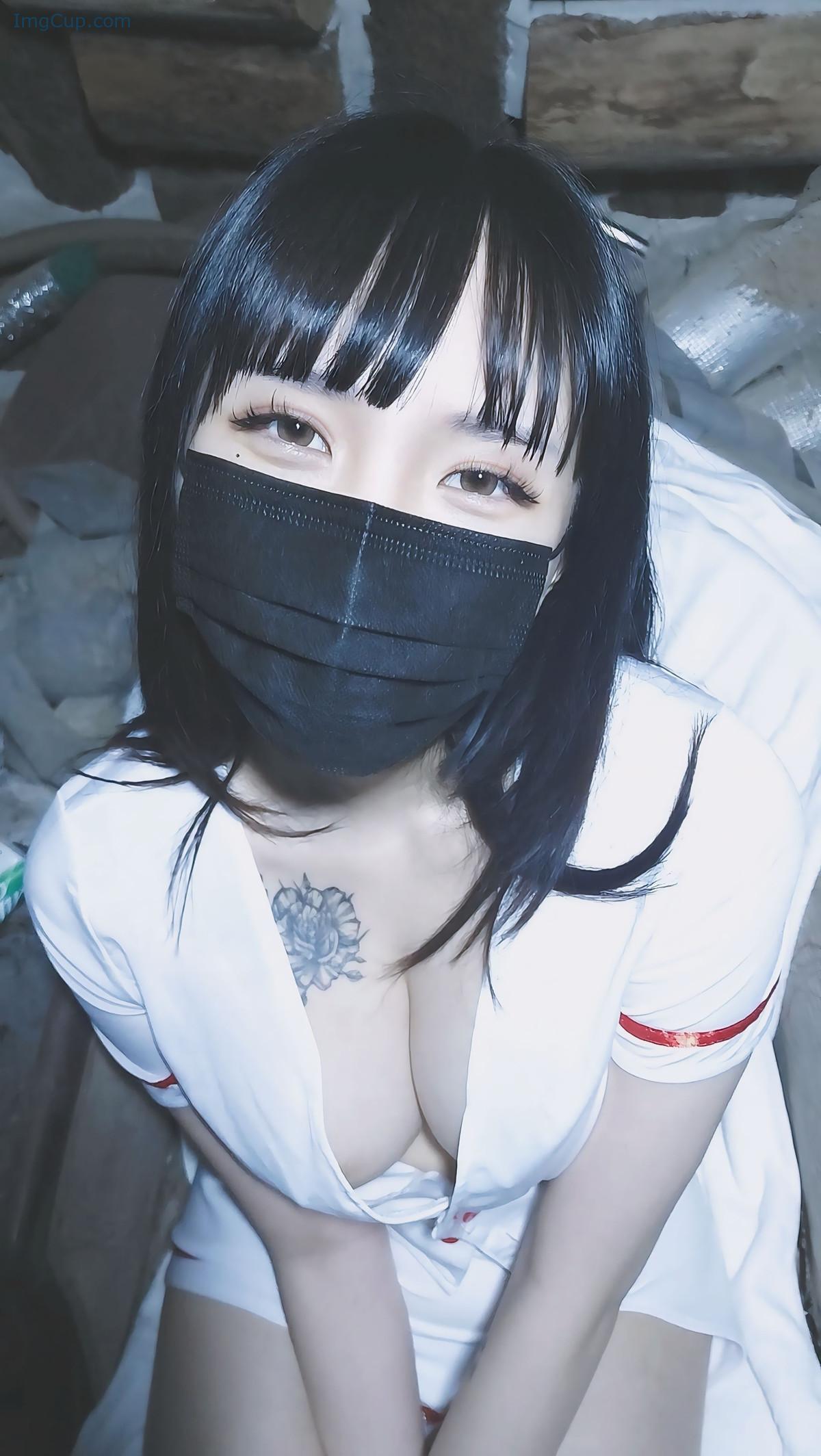 1729359102_912_Hongsi-홍시-TOKYONIGHT-‘RED-HONGSI-EP3-Set01.jpg 1729359102 912 Hongsi 홍시 TOKYONIGHT ‘RED HONGSI EP3 Set01