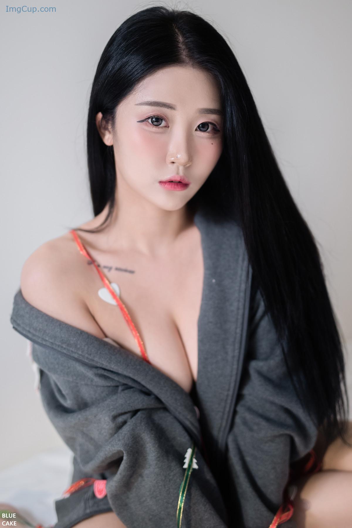 1729584238_663_Jeong-Bomi-정보미-BLUECAKE-‘Christmas-with-my-Bomi-Lover.jpg 1729584238 663 Jeong Bomi 정보미 BLUECAKE ‘Christmas with my Bomi Lover