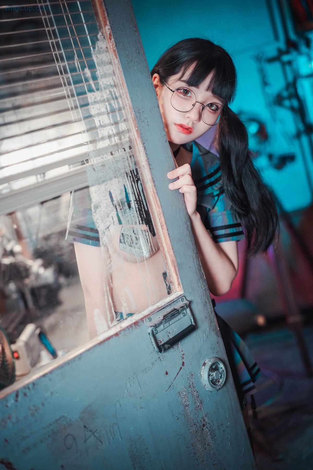 1729671464_270_Jeong-Jenny-정제니-DJAWA-‘The-Smashing-Sailorette-Set02.jpg 1729671464 270 Jeong Jenny 정제니 DJAWA ‘The Smashing Sailorette Set02