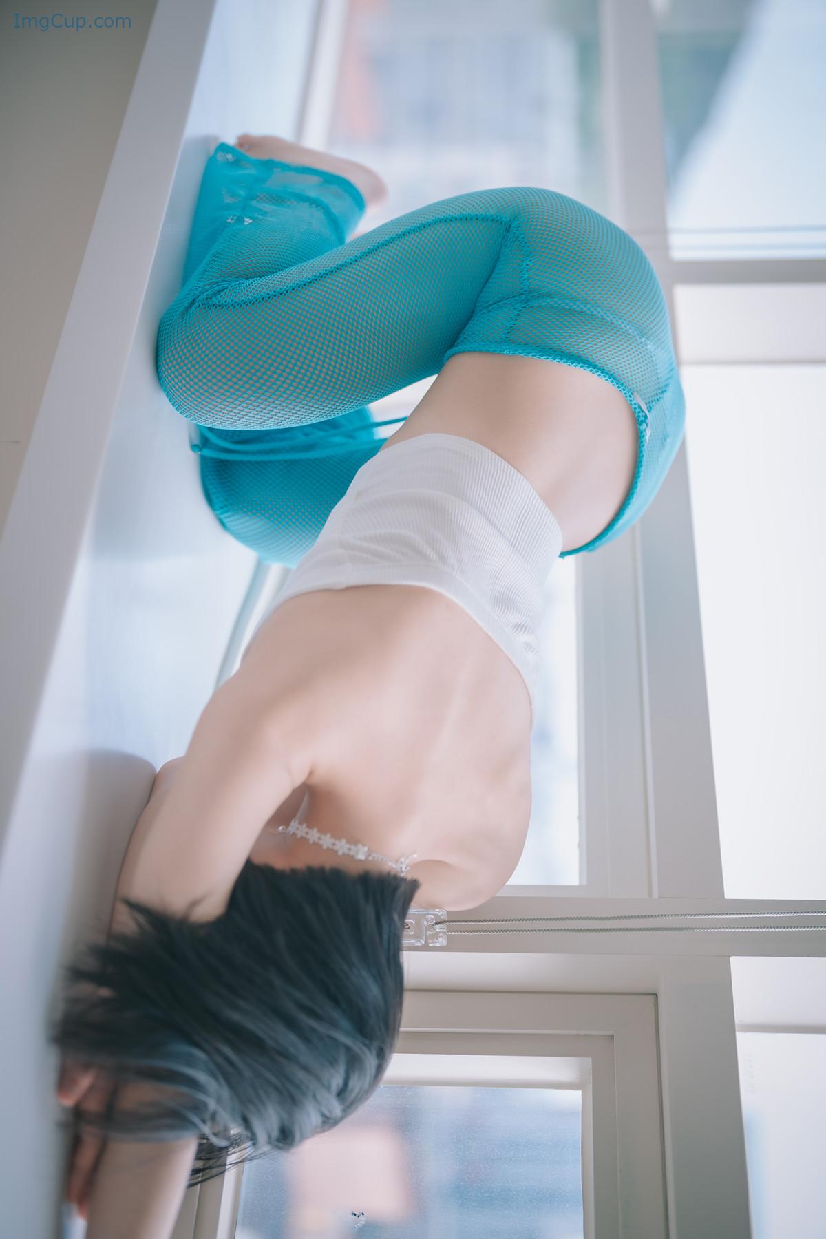 1729845632_593_Jeong-Jenny-정제니-DJAWA-‘A-Drowsy-Day-Set01.jpg 1729845632 593 Jeong Jenny 정제니 DJAWA ‘A Drowsy Day Set01