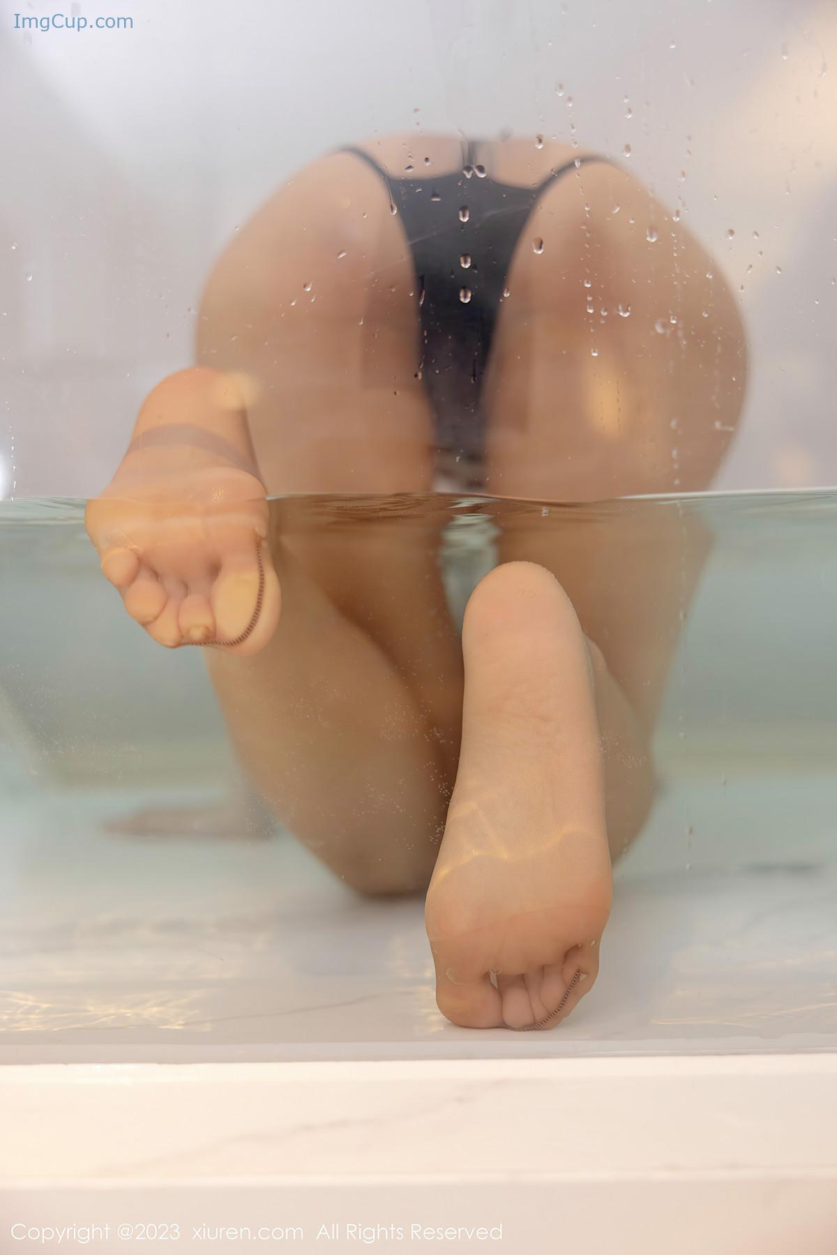 1729903832_744_XiuRen秀人网-NO7503-绮里嘉ula.jpg 1729903832 744 XiuRen秀人网 NO7503 绮里嘉ula