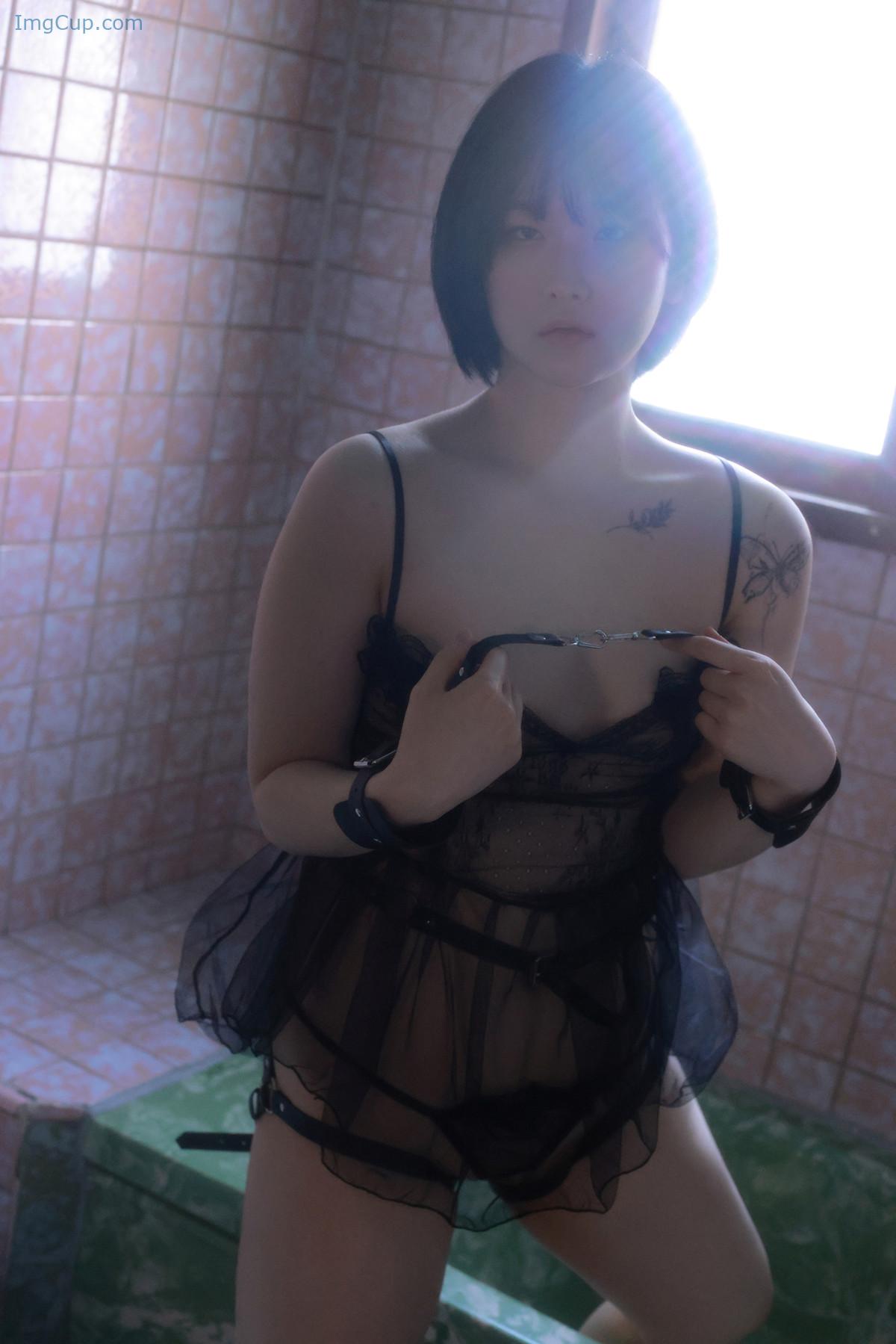 1729925757_120_YeonJju-유연주-Yo-U-Photobook-Vol06-Set03.jpg 1729925757 120 YeonJju 유연주 Yo U Photobook Vol06 Set03