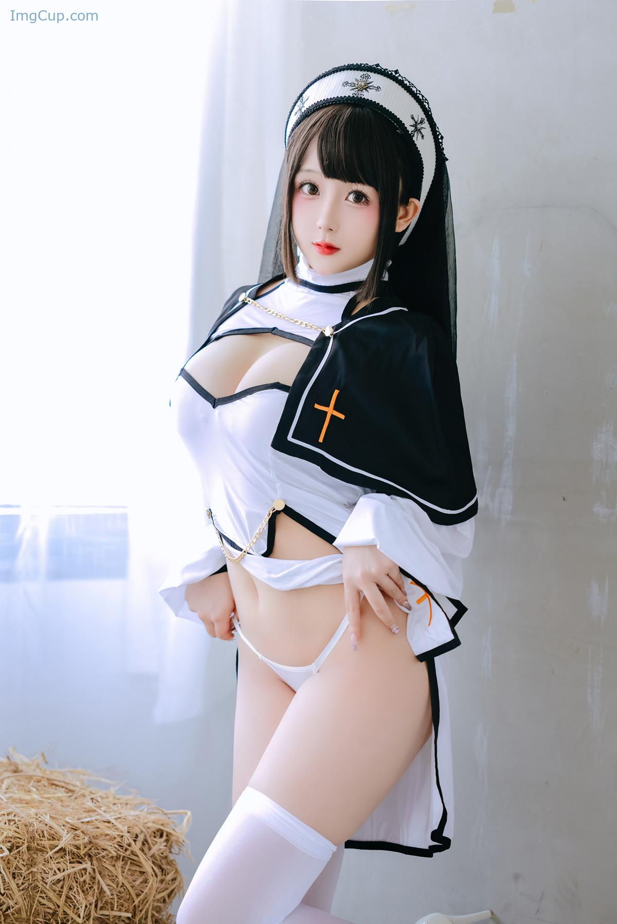 1729935695_548_Cosplay-Rinaijiao日奈娇-修女-Set01.jpg 1729935695 548 Cosplay Rinaijiao日奈娇 修女 Set01