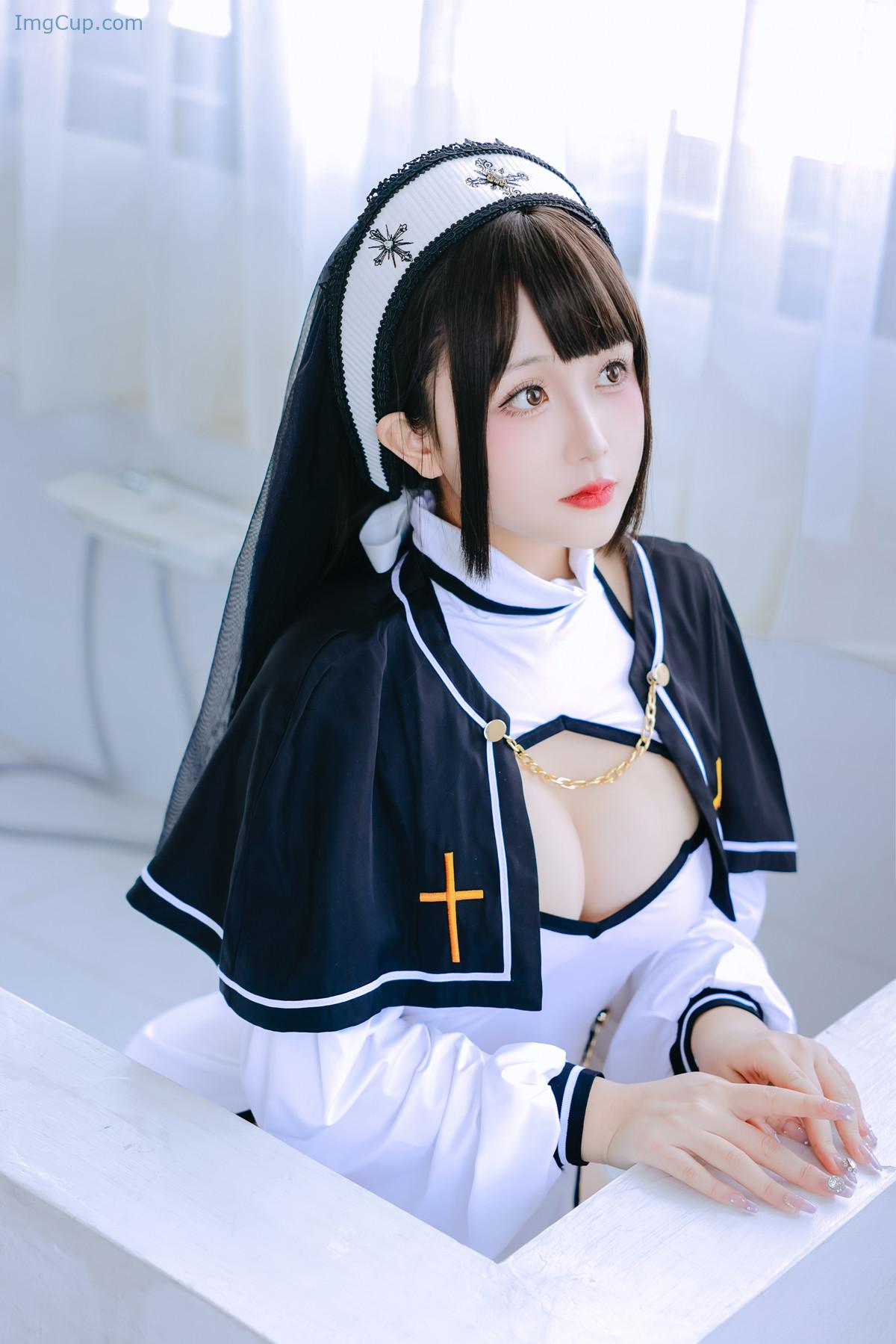 1729935701_908_Cosplay-Rinaijiao日奈娇-修女-Set01.jpg 1729935701 908 Cosplay Rinaijiao日奈娇 修女 Set01