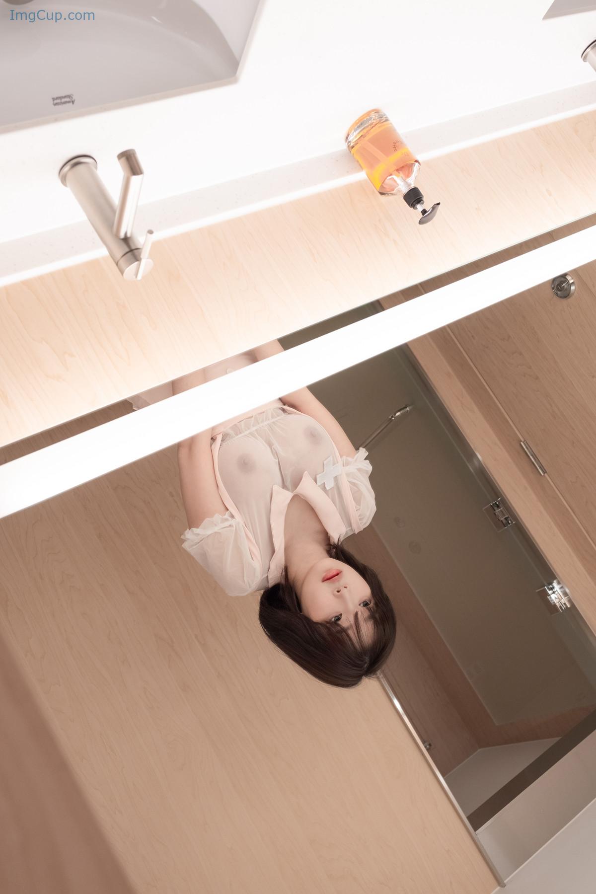 1729969292_619_Kang-Inkyung-강인경-Photobook-‘Private-Nurse.jpg 1729969292 619 Kang Inkyung 강인경 Photobook ‘Private Nurse