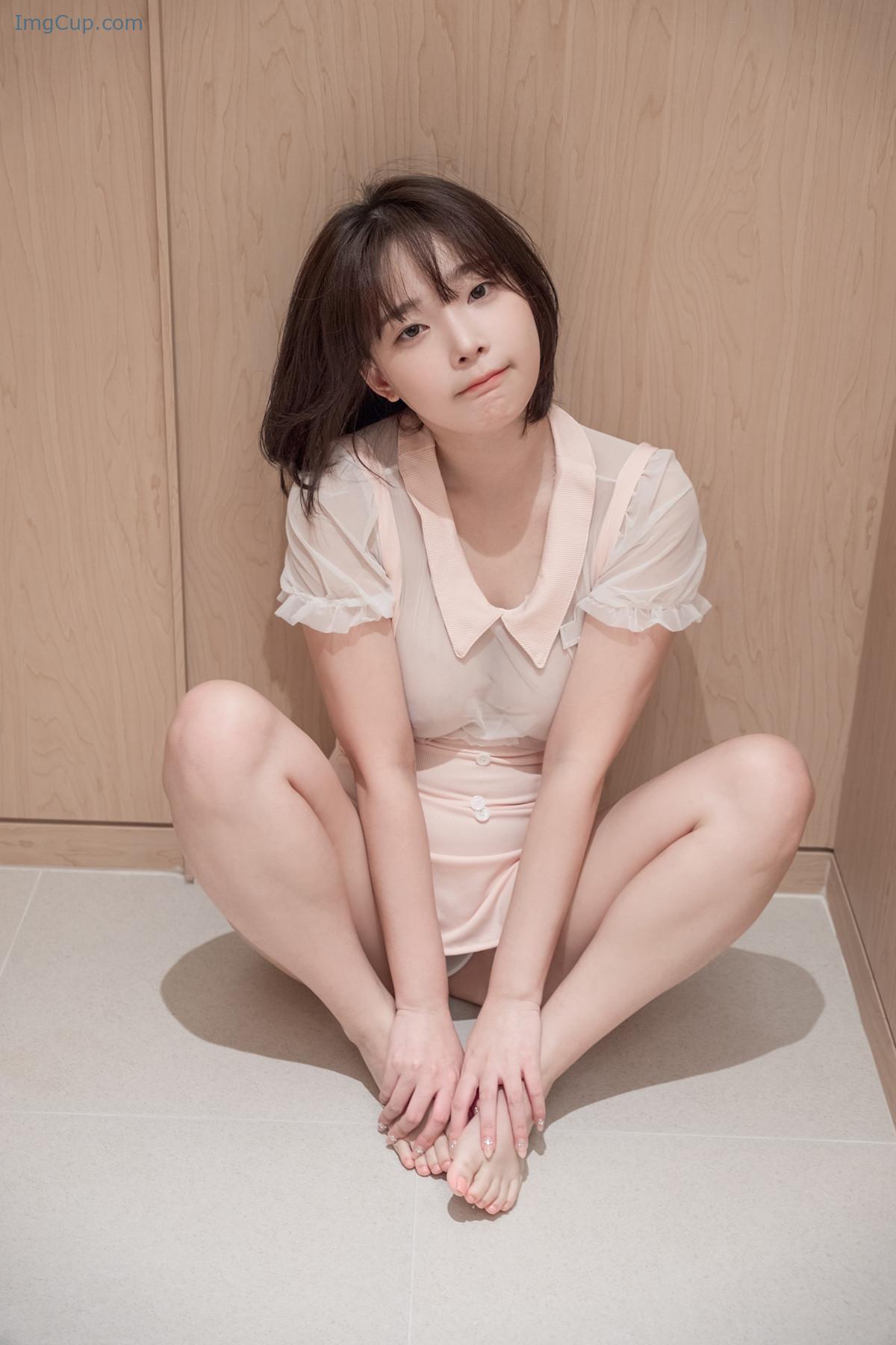 1729969295_541_Kang-Inkyung-강인경-Photobook-‘Private-Nurse.jpg 1729969295 541 Kang Inkyung 강인경 Photobook ‘Private Nurse